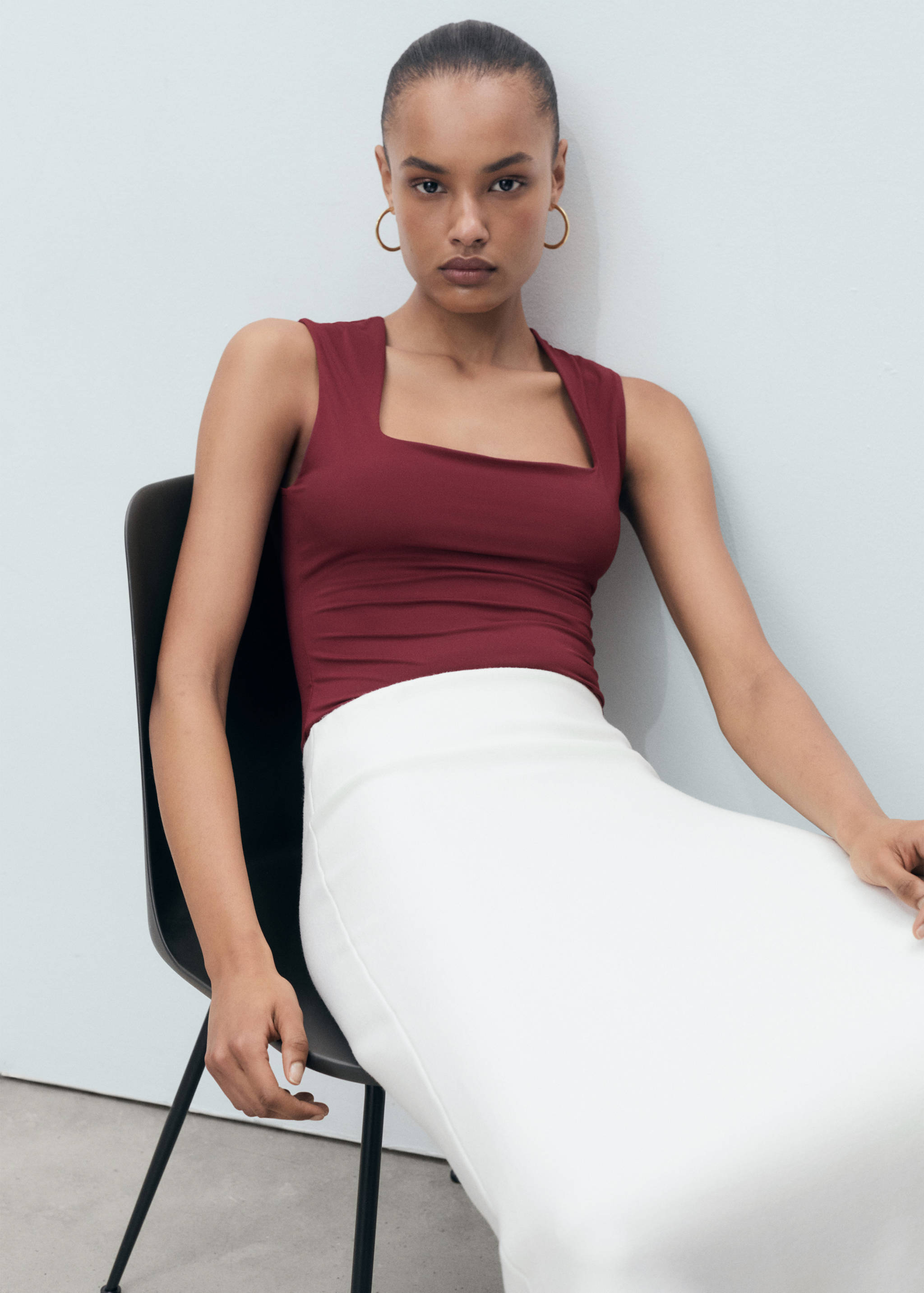 Fitted top with wide straps - Details of the article 2