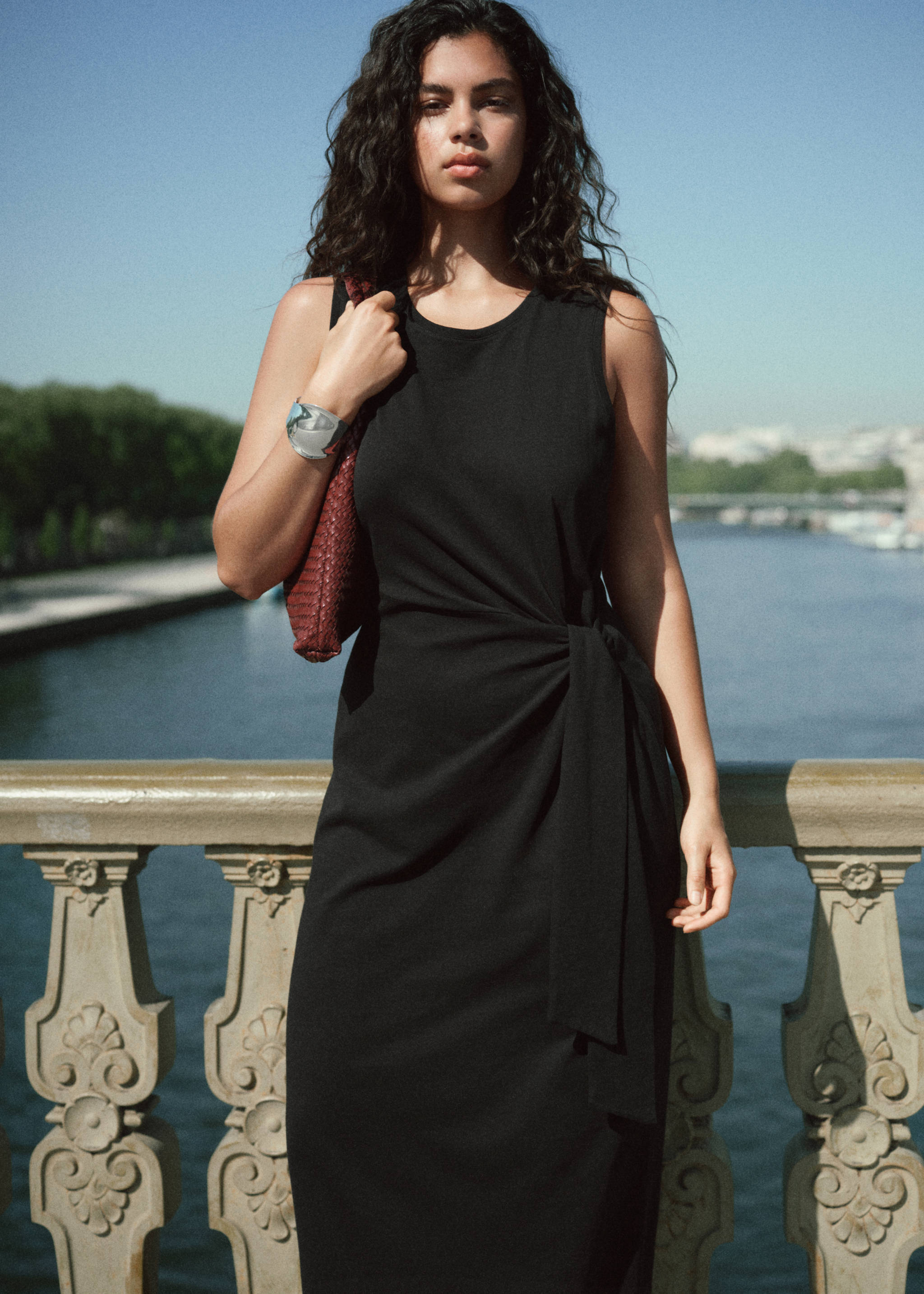 Cotton midi-dress with knot detail - Details of the article 6