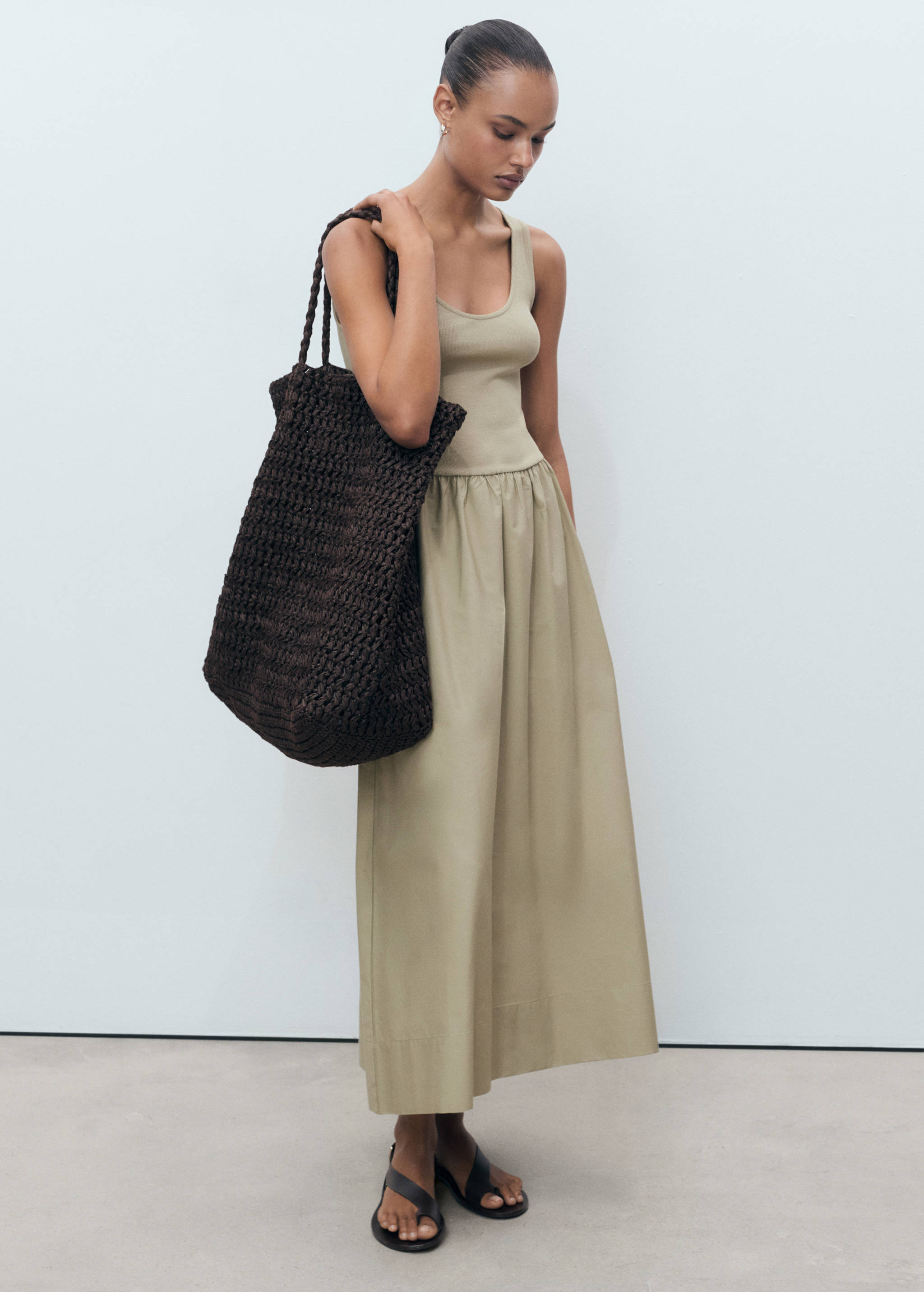 Εβαζέ φόρεμα από συνδυαστικό ύφασμα - Γενικό πλάνο