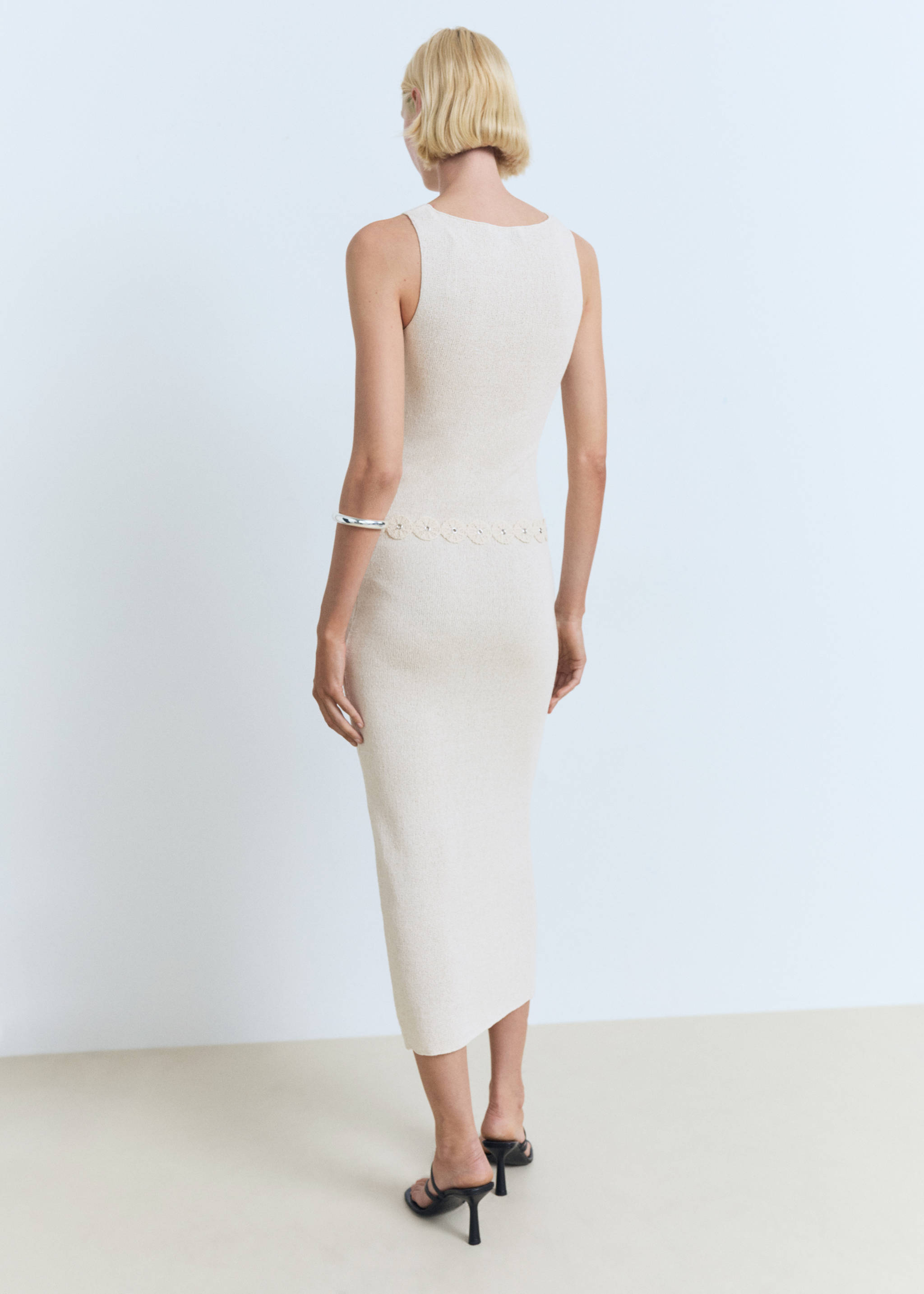 Pletena haljina s remenom - Stražnji dio artikla