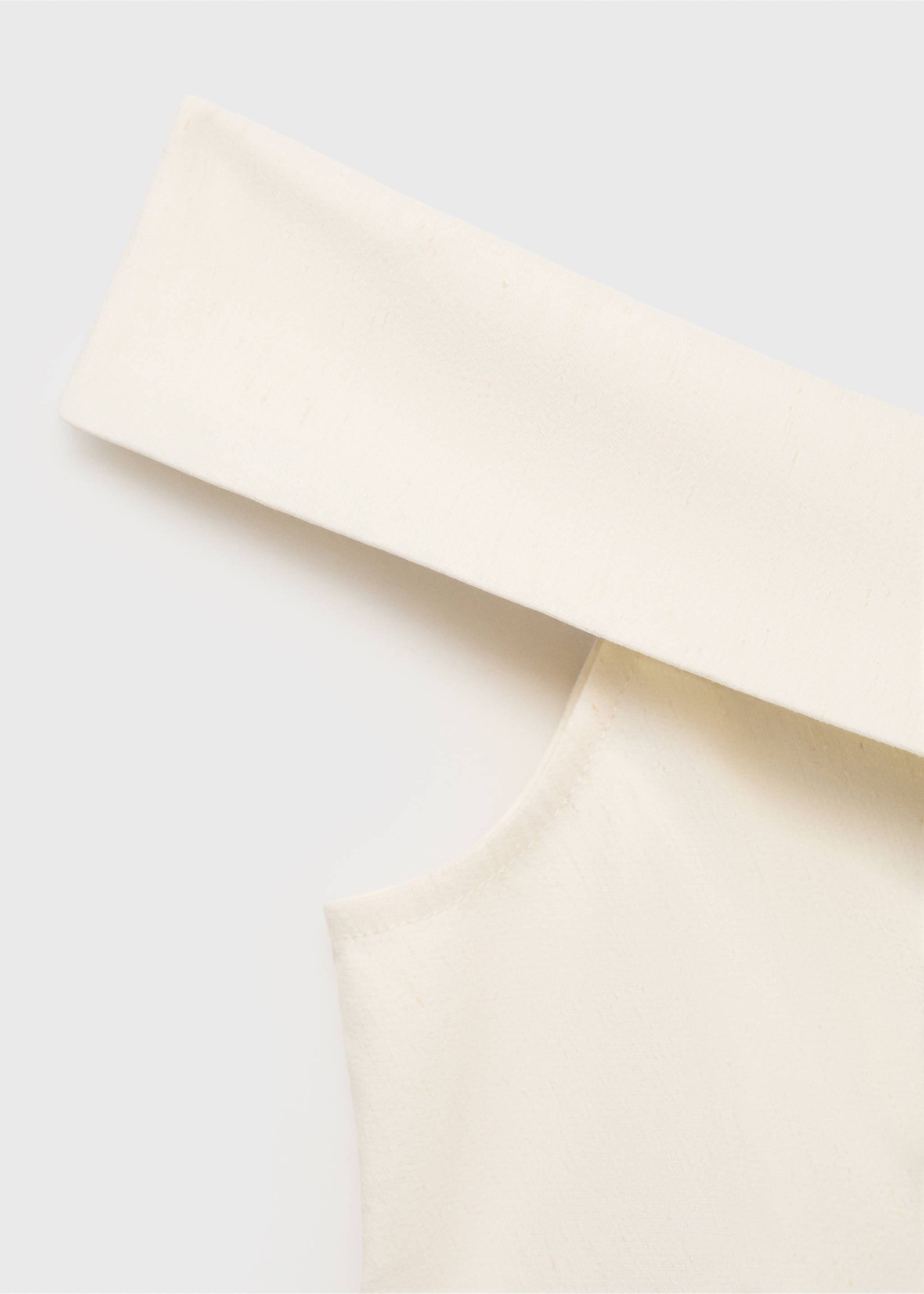 Asymmetrical strapless top - Details of the article 0, Ecru. Ref: 17031221-00.