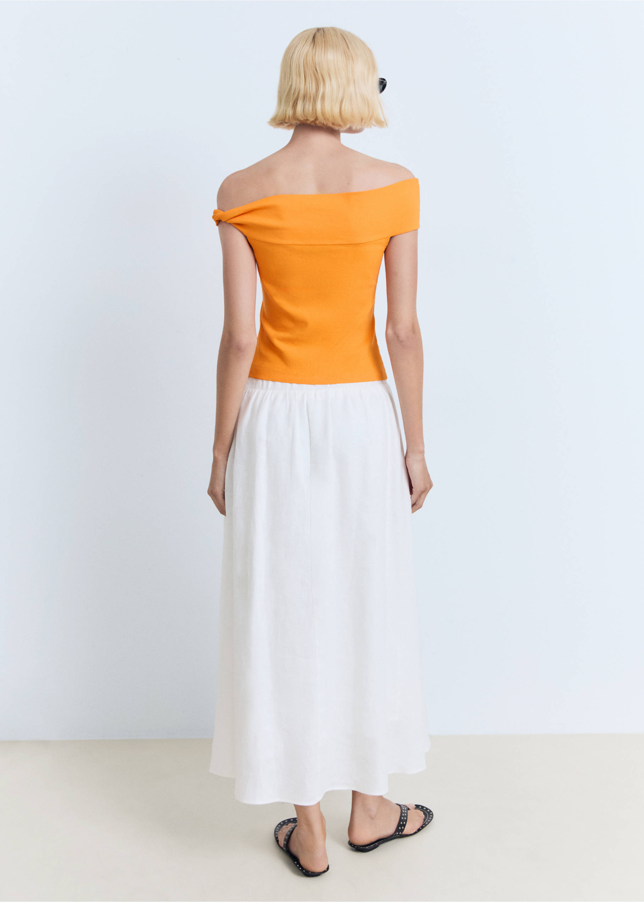 Asymmetrical strapless top - Reverse of the article, Orange. Ref: 17031221-00.