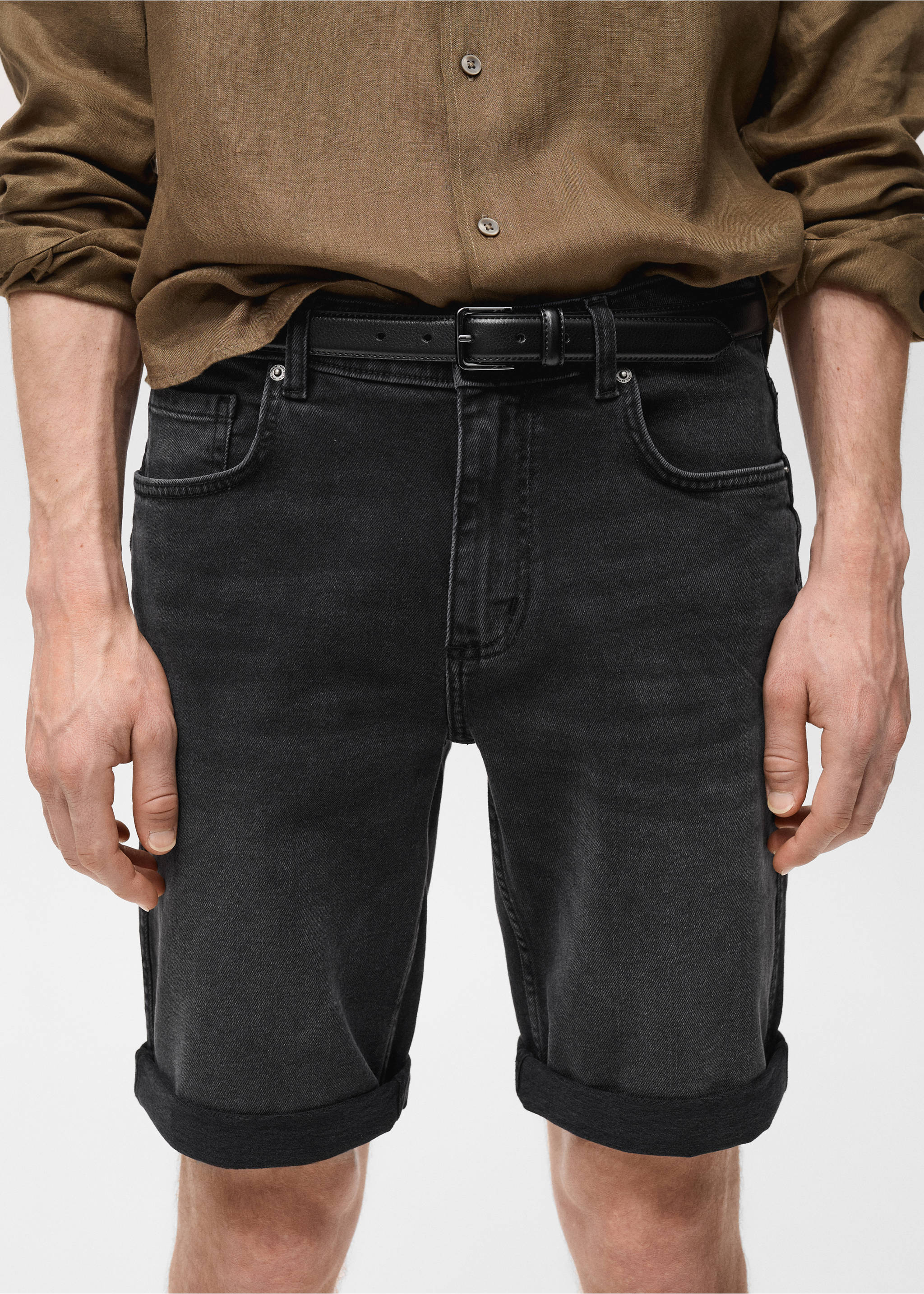 Slim-fit denim bermuda shorts - Details of the article 1, Black denim. Ref: 17031223-00.