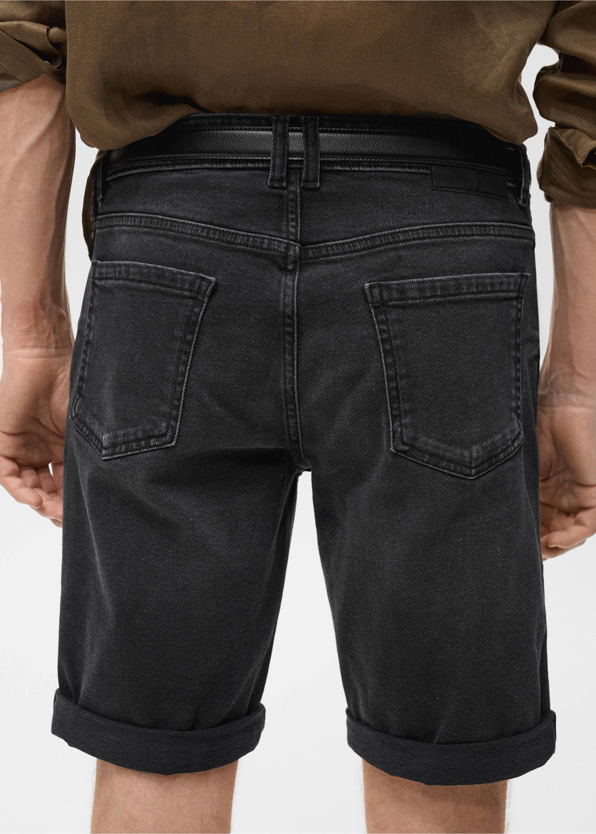 Slim-fit denim bermuda shorts - Details of the article 6, Black denim. Ref: 17031223-00.