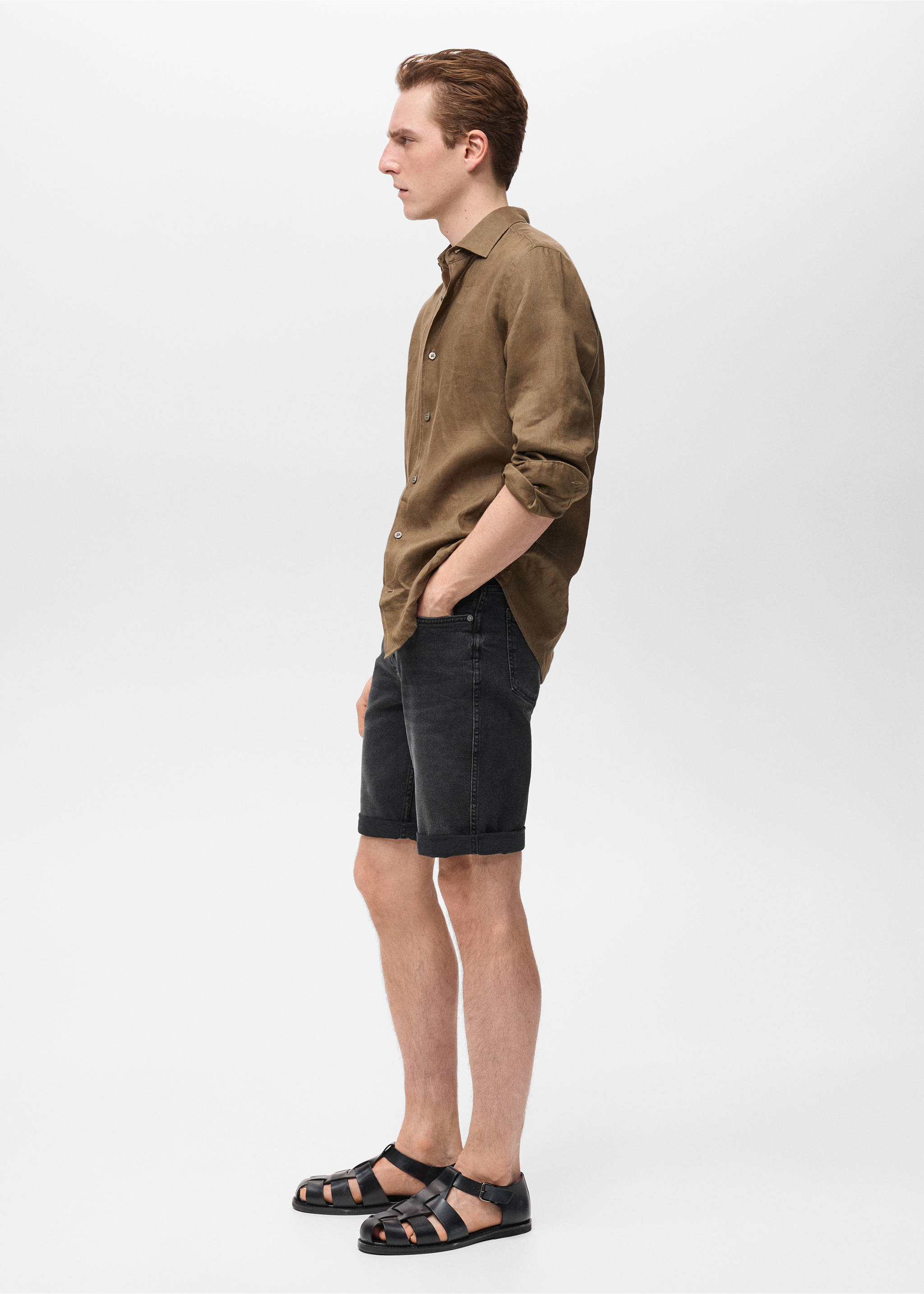 Slim-fit denim bermuda shorts - Details of the article 2, Black denim. Ref: 17031223-00.
