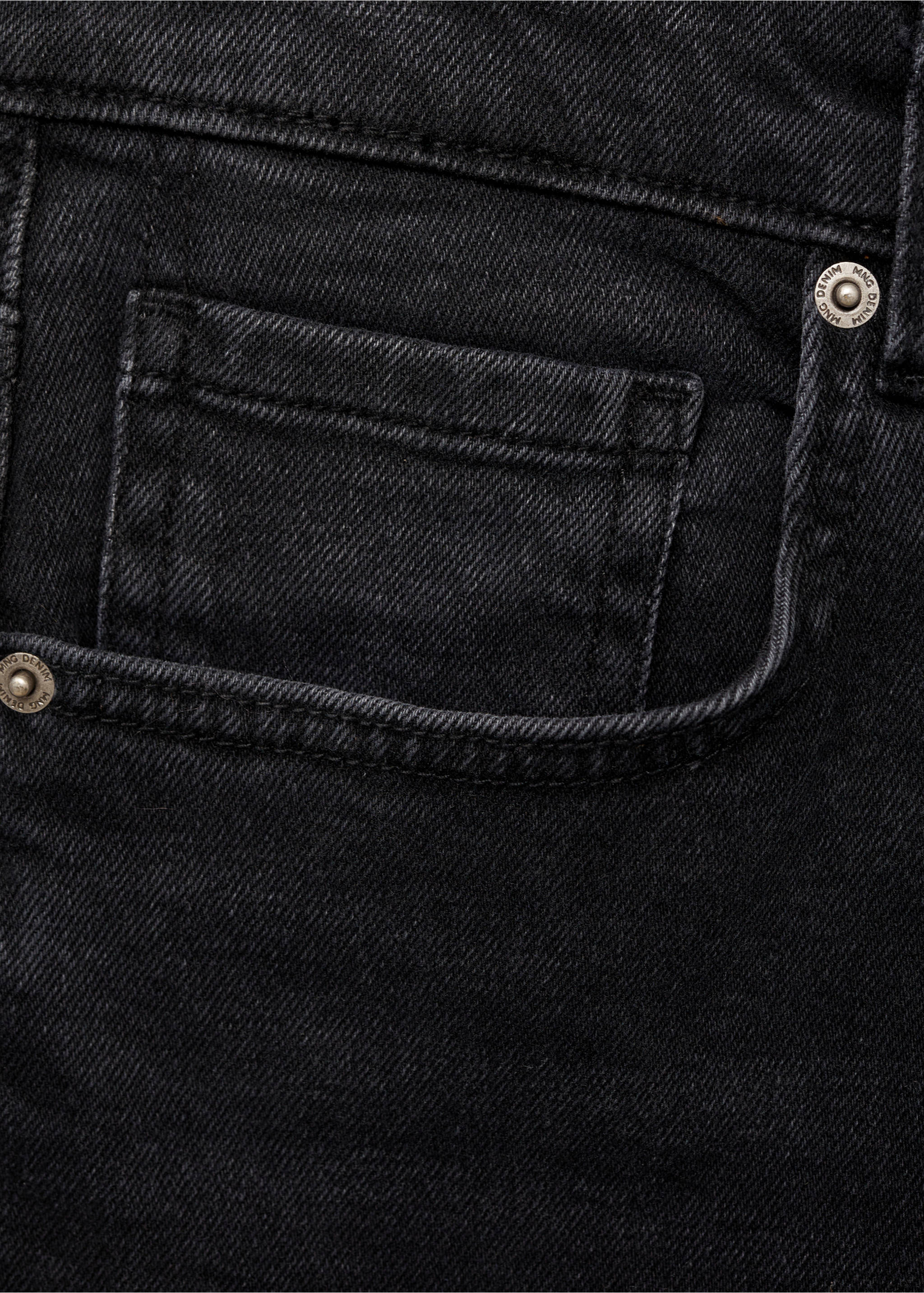 Slim-fit denim bermuda shorts - Details of the article 8, Black denim. Ref: 17031223-00.