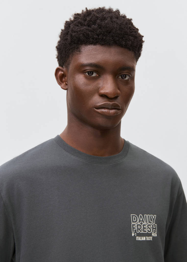 Short-sleeved printed t-shirt — Charcoal