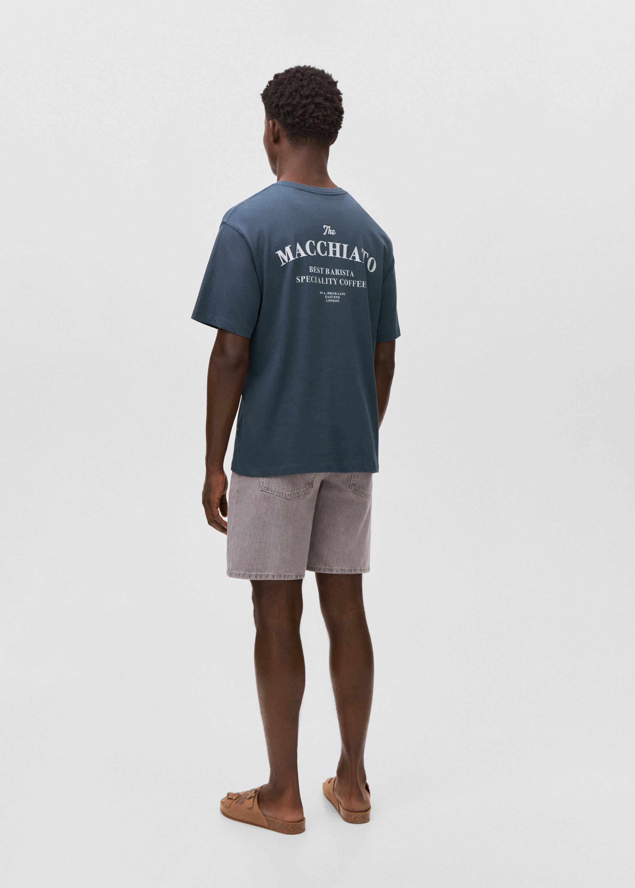 Футболка с принтом - Обратная сторона изделия