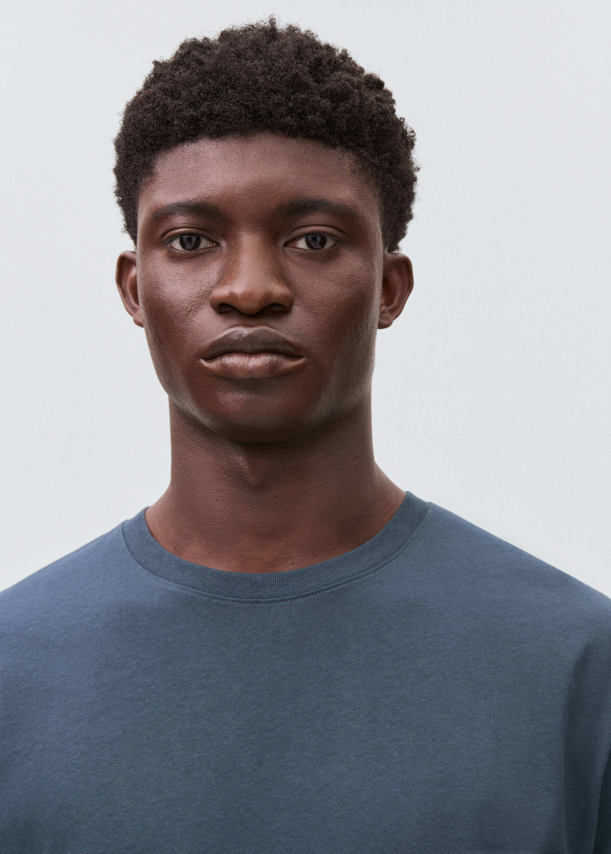 Футболка с принтом - Деталь изделия 1