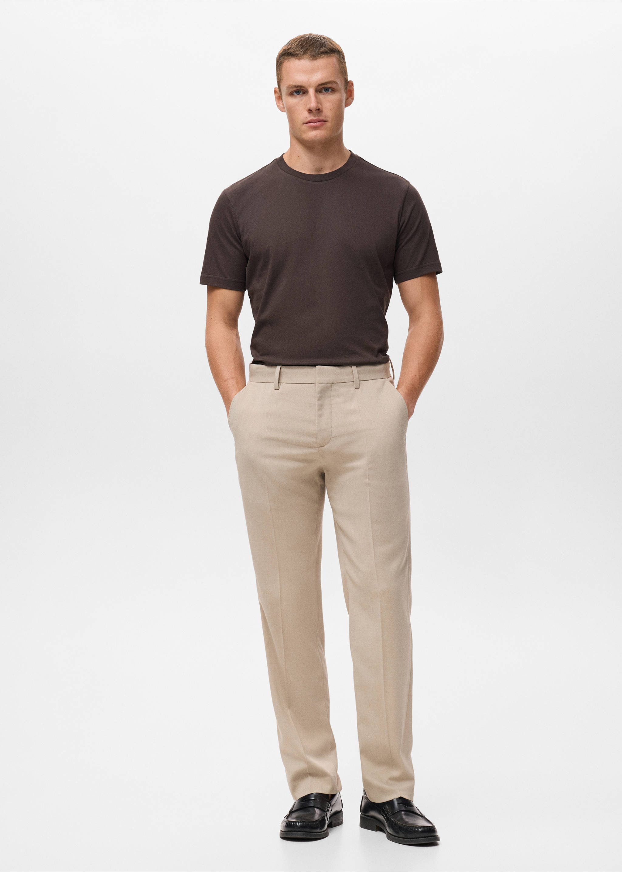 Camiseta slim fit 100% algodón - Plano general, Chocolate. Ref: 17031230-00.