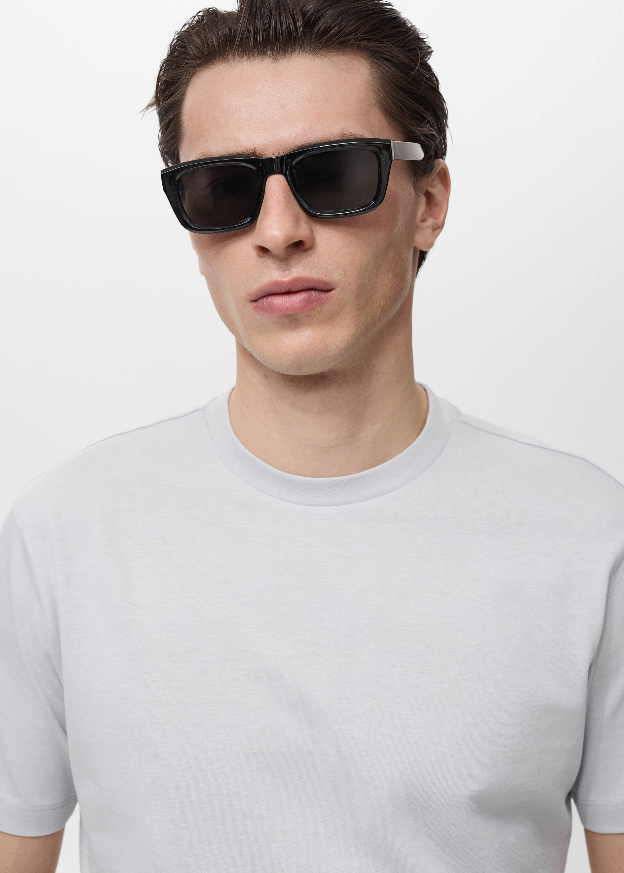 Футболка slim fit 100% хлопок - Деталь изделия 1