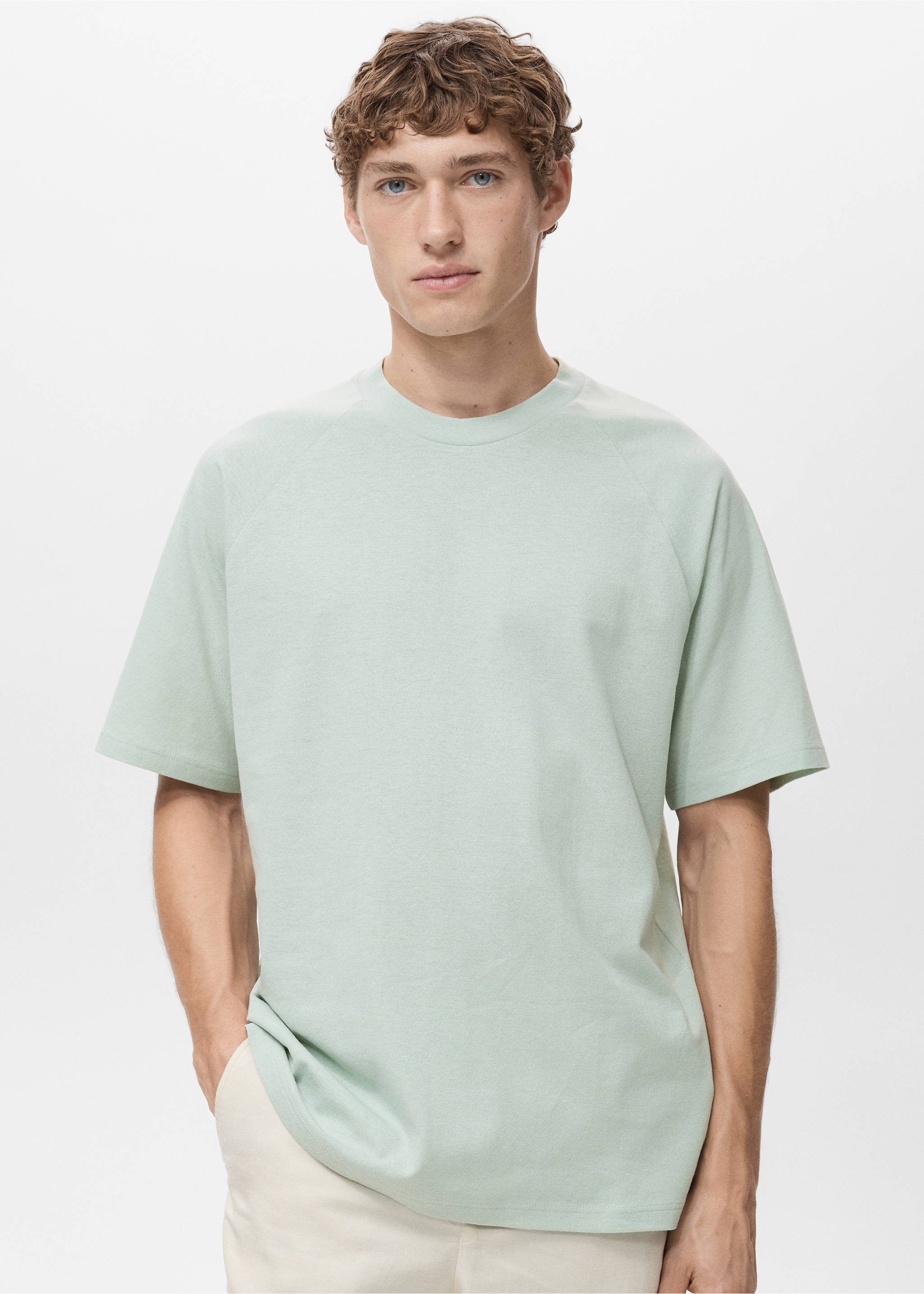 Camiseta de manga corta verde claro con mangas raglán y diseño relaxed fit., Verde agua. Ref: 17031231-00.