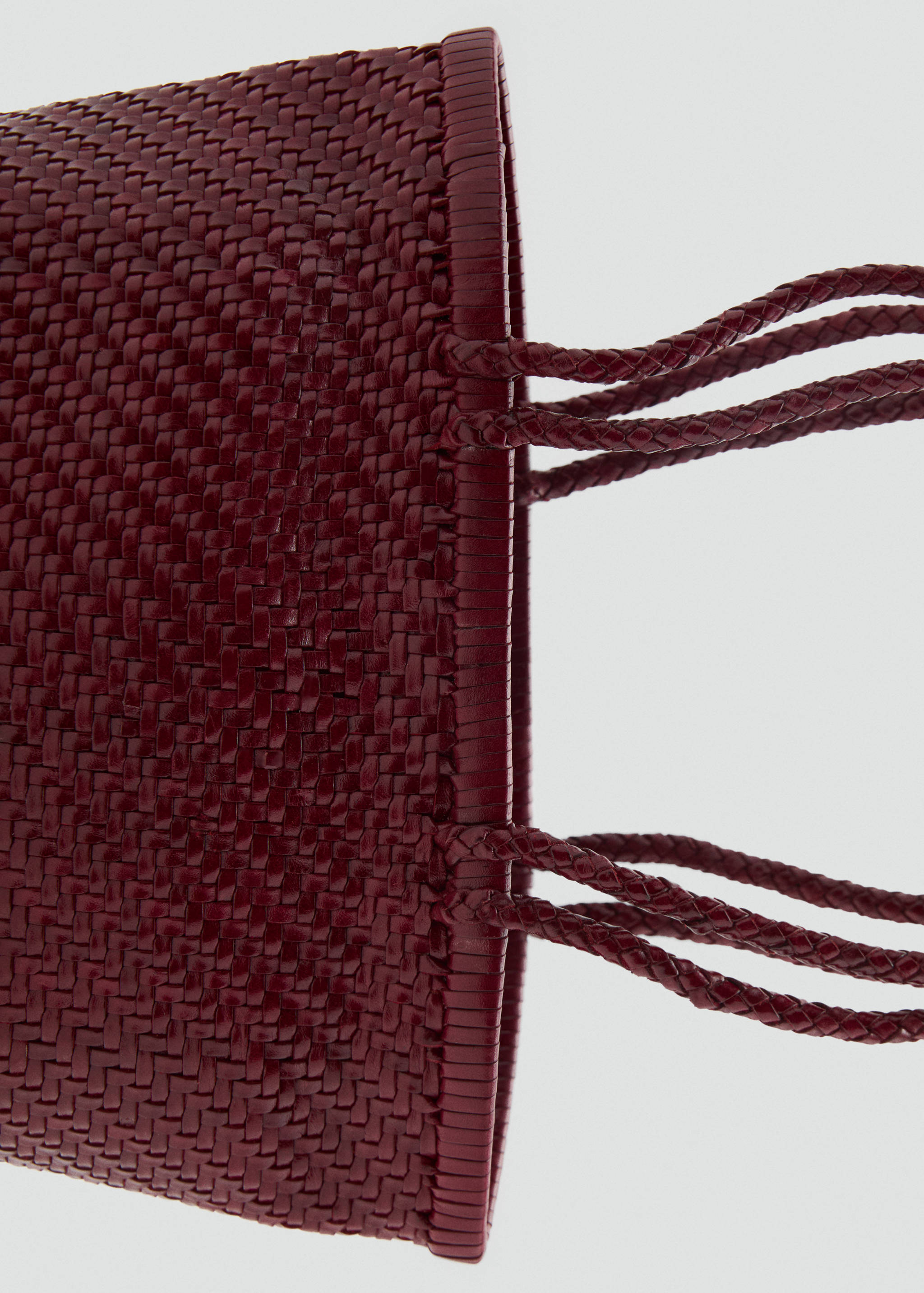 Medium braided leather bag - Details of the article 1