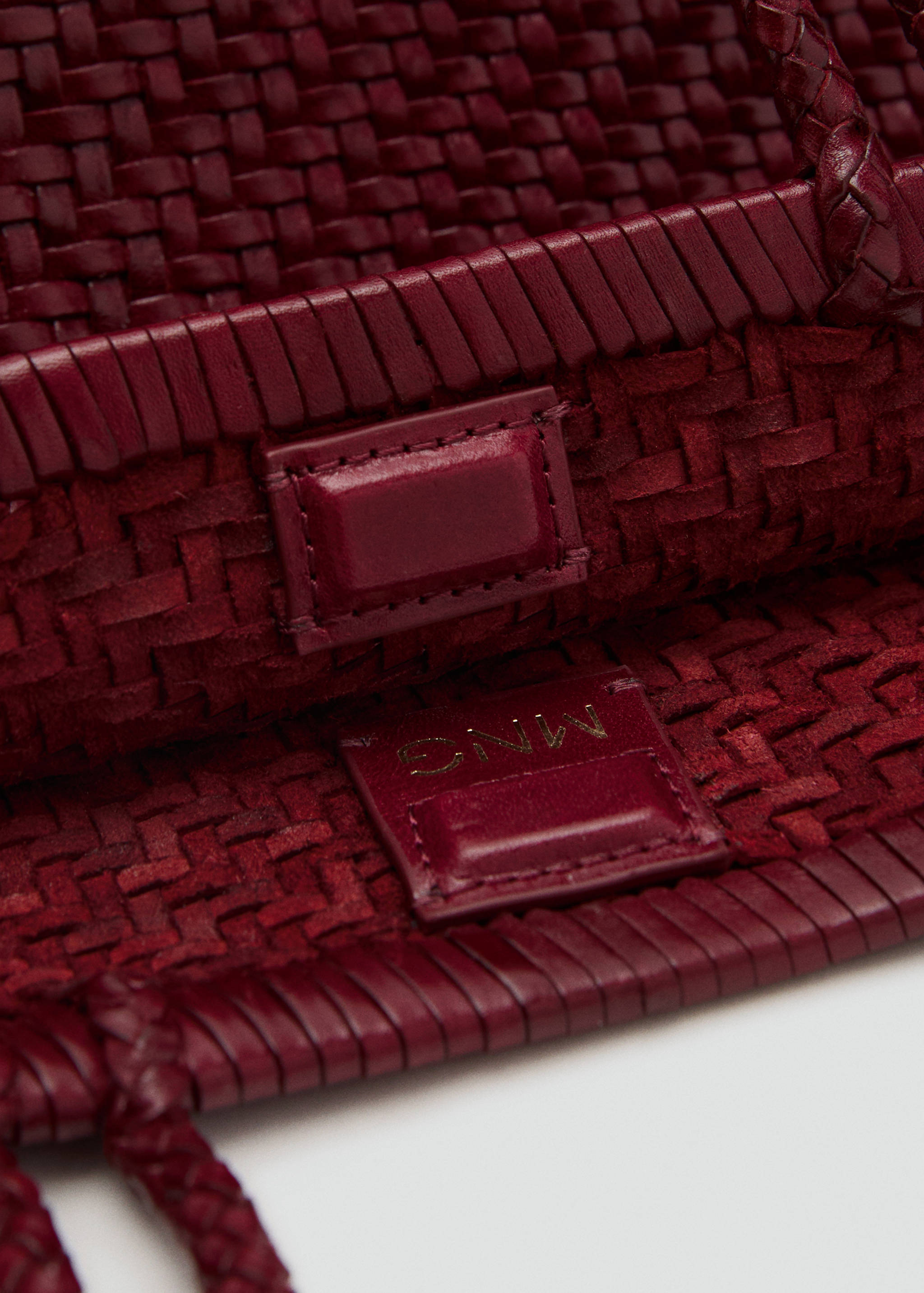 Medium braided leather bag - Details of the article 2