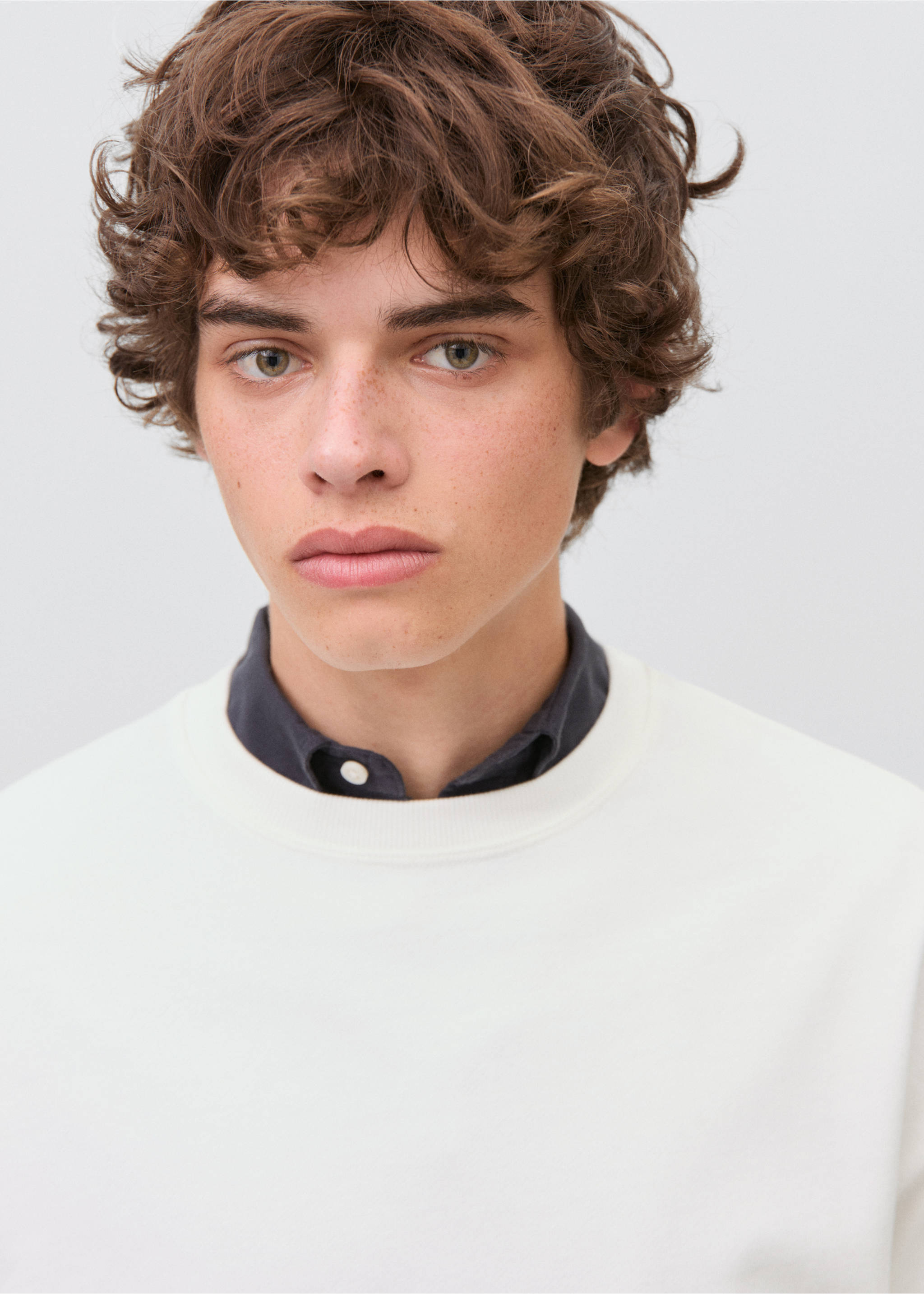 Pamuklu basic kazak - Ürün detayı 1, Kırık Beyaz. Ref: 17031238-00.