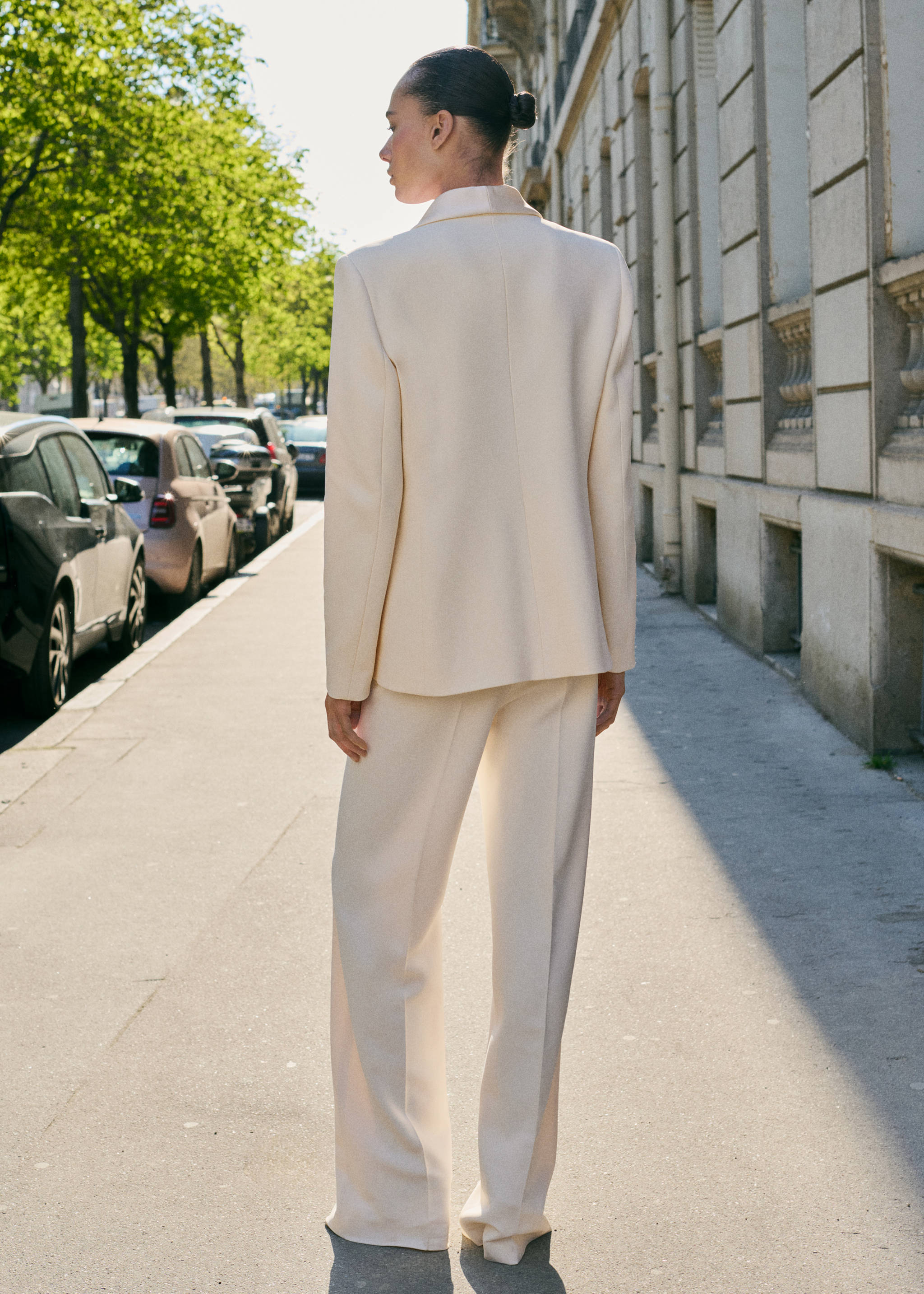 Pantalon de tailleur droit - Verso de l’article