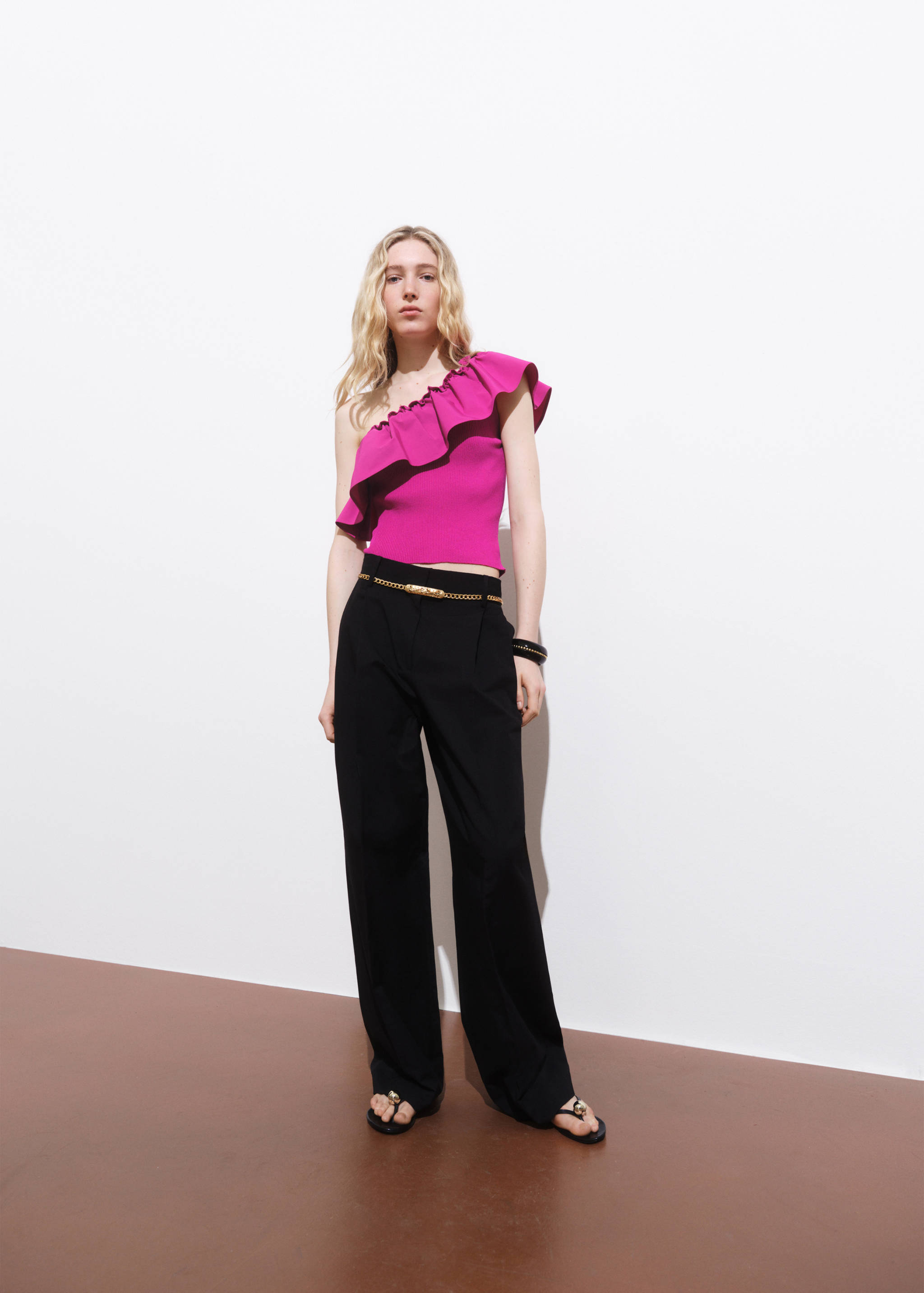 Asymmetrical top in combined fabric - General plane