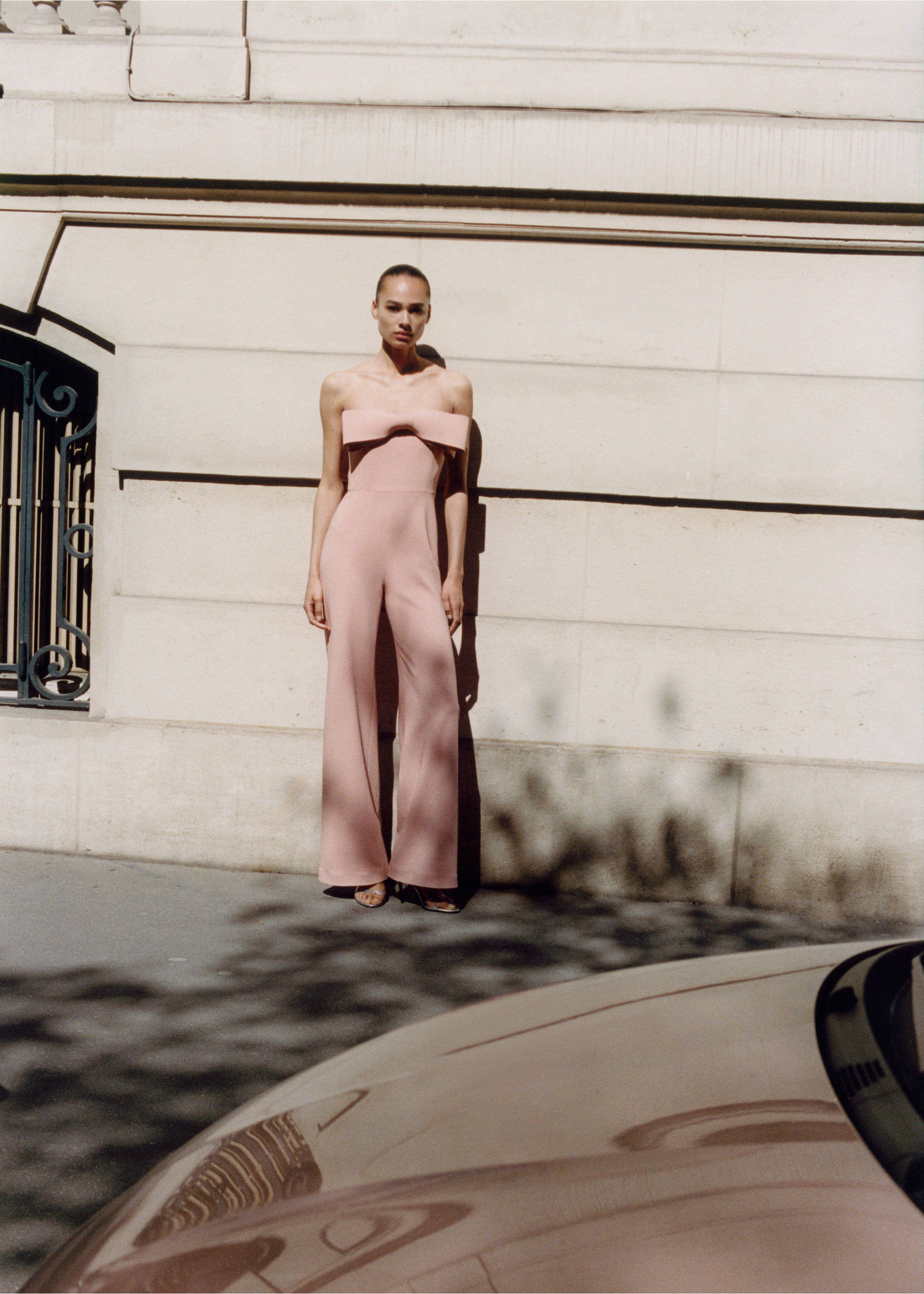 Strapless jumpsuit with bow neckline - Reverse of the article, Pastel Pink. Ref: 17031265-00.