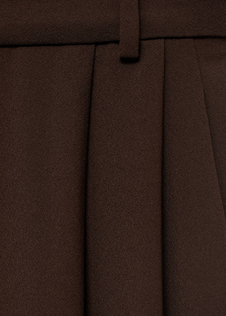Pleat detail trousers — Chocolate