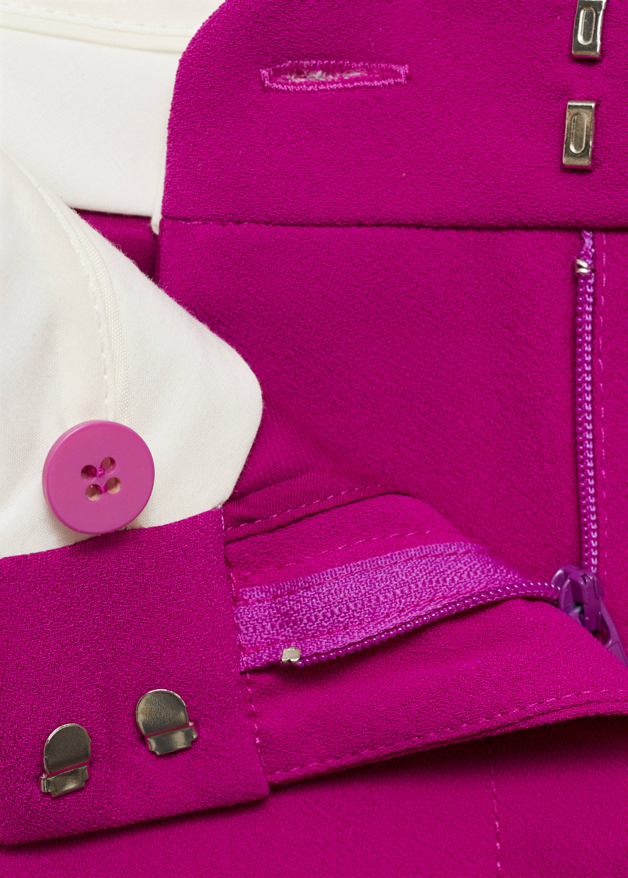 Pleat detail trousers - Details of the article 8