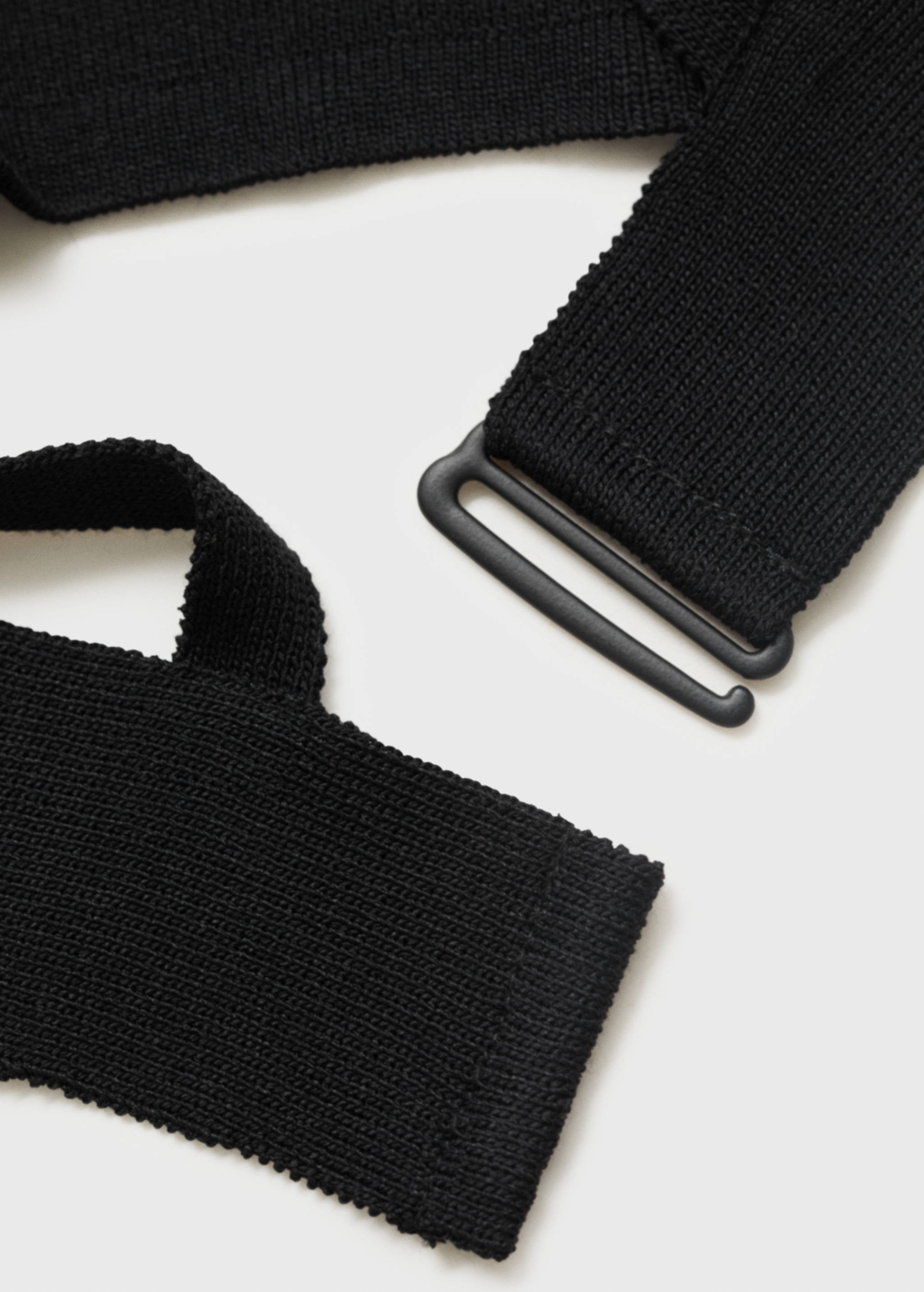 Knitted crop top - Details of the article 0