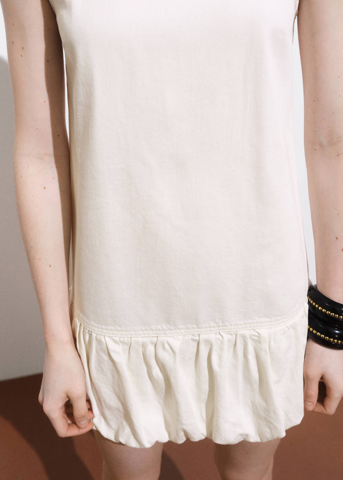 Denim dress with puffed hem — White