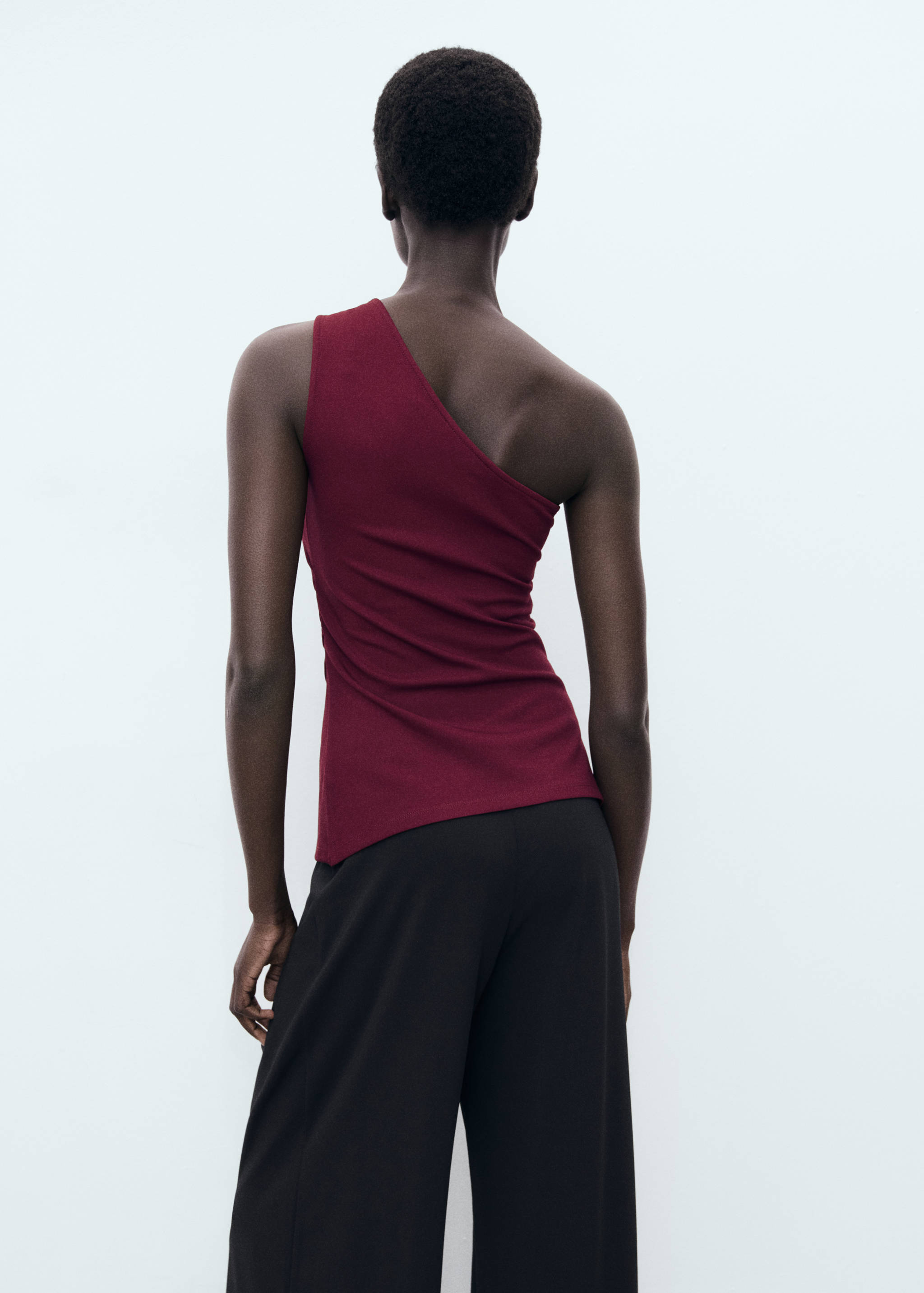 Asymmetrical draped top - Reverse of the article