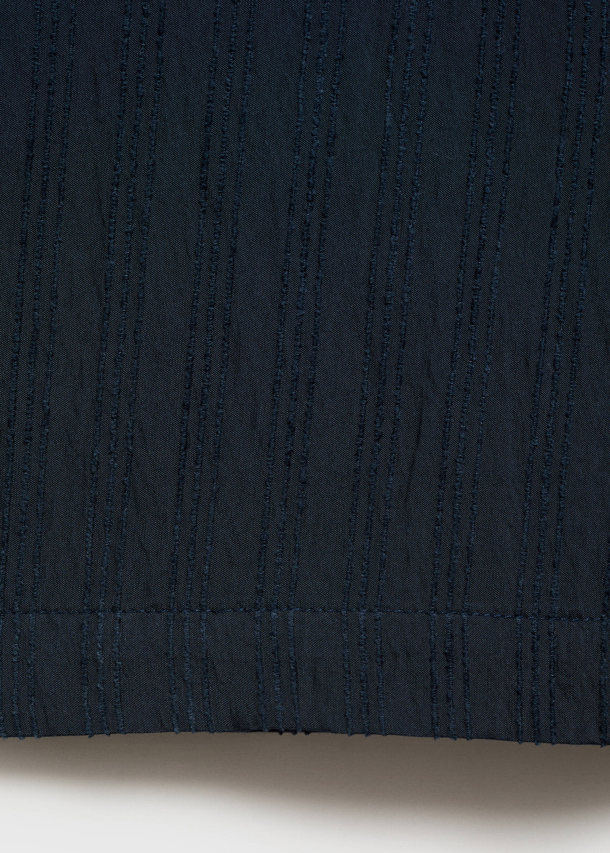 เสื้อเชิ้ตลายริ้วปักลาย - รายละเอียดของสินค้า 0