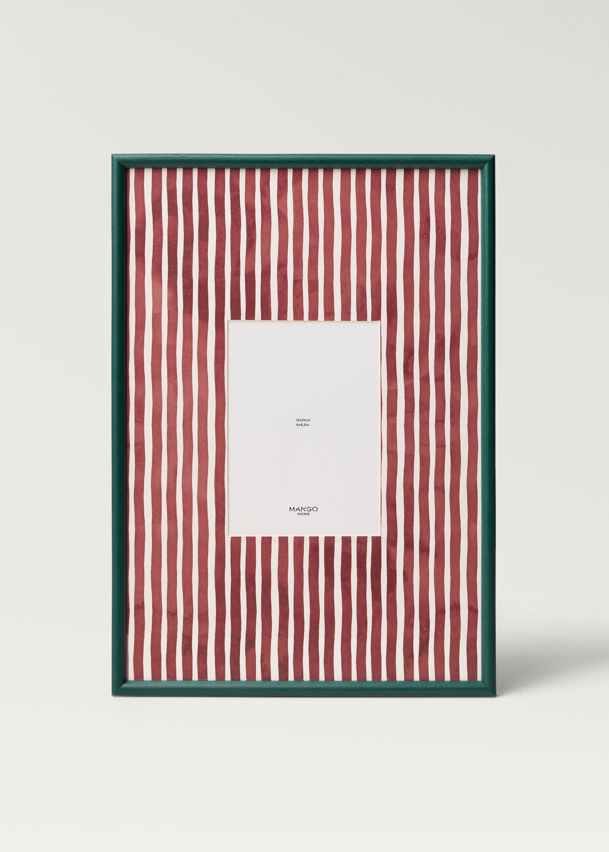 Wooden frame with large lines - Article without model