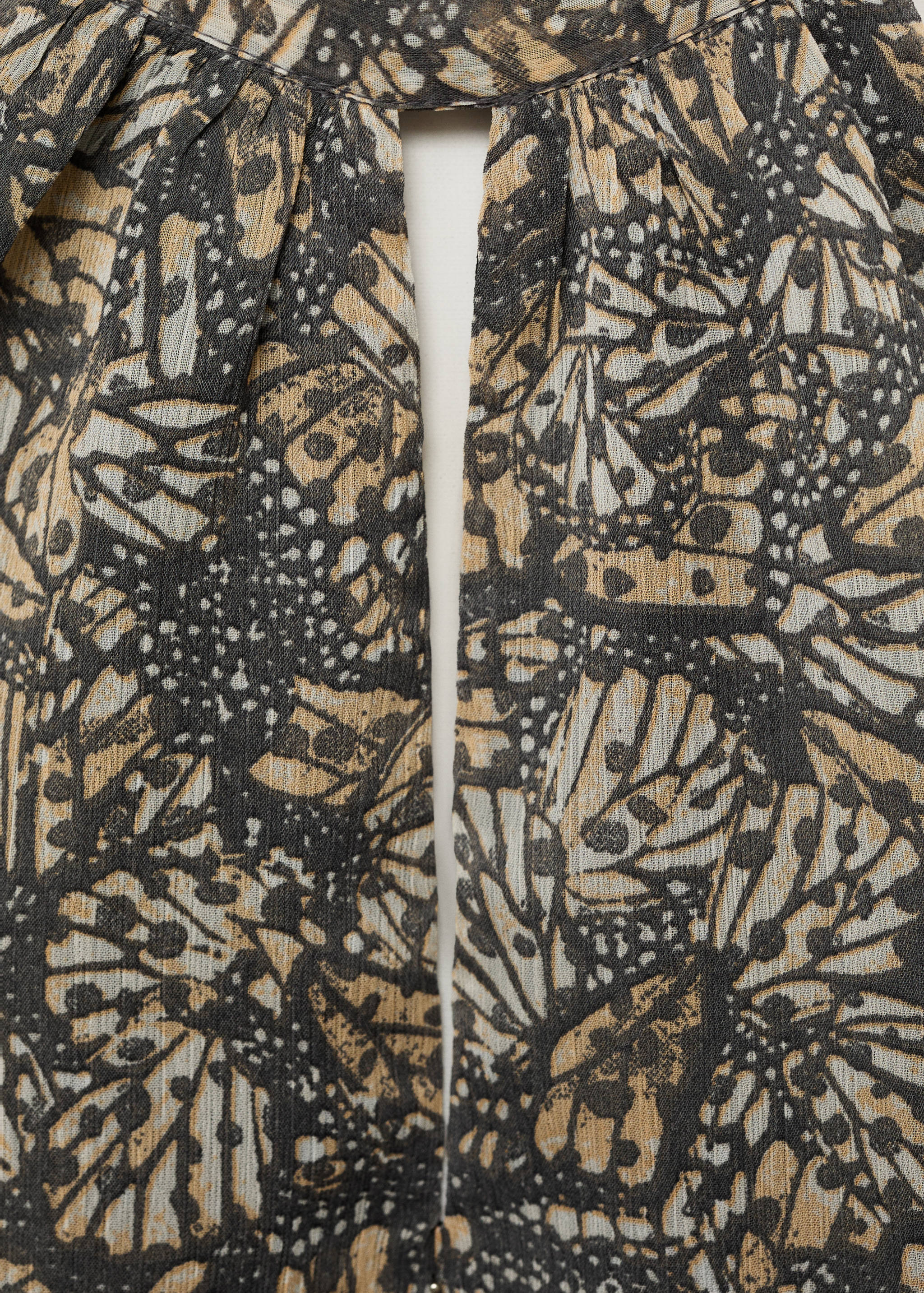 Top estampado cuello halter - Detalle del artículo 8