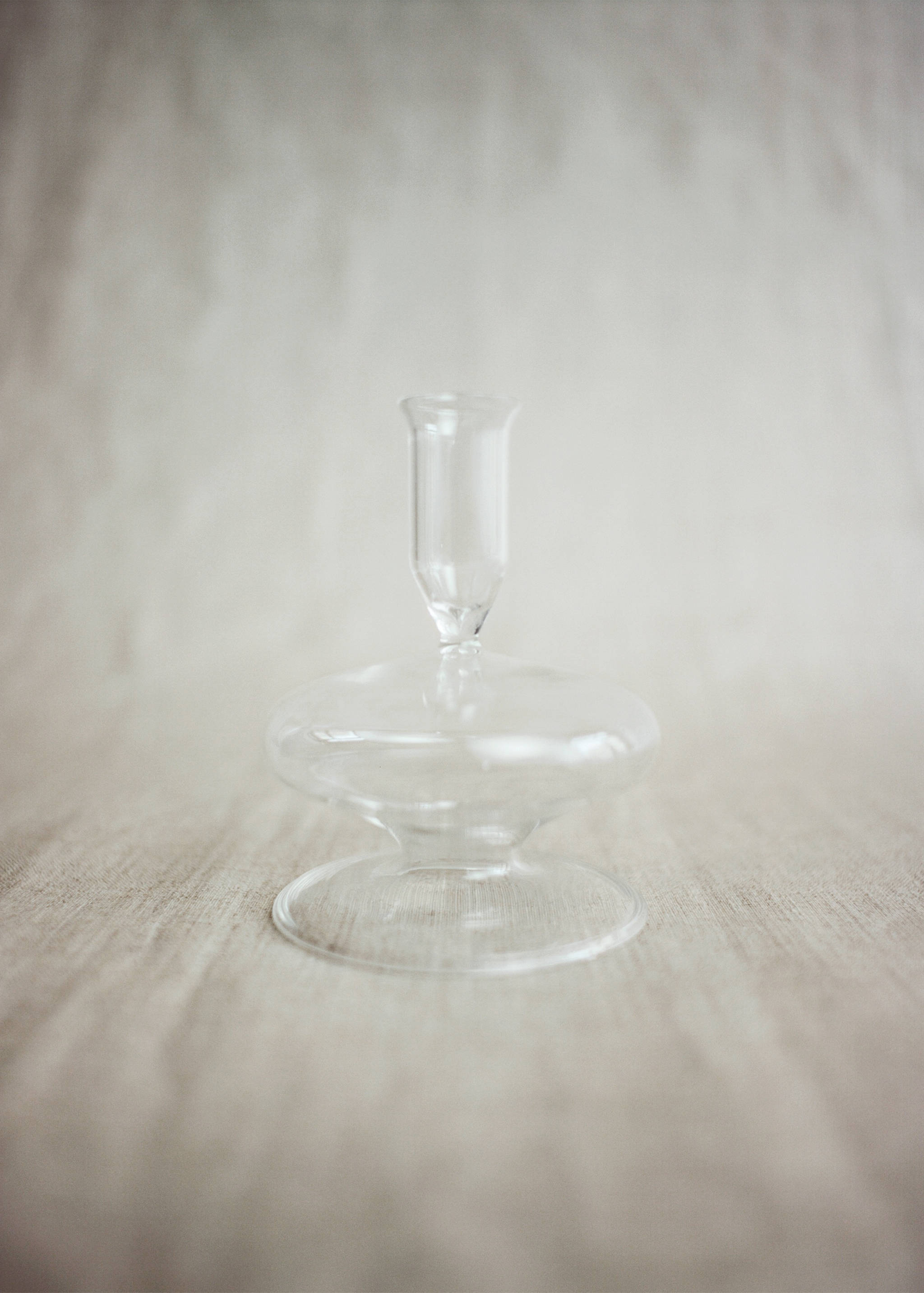 Low borosilicate candelabra with wave pattern - Details of the article 6