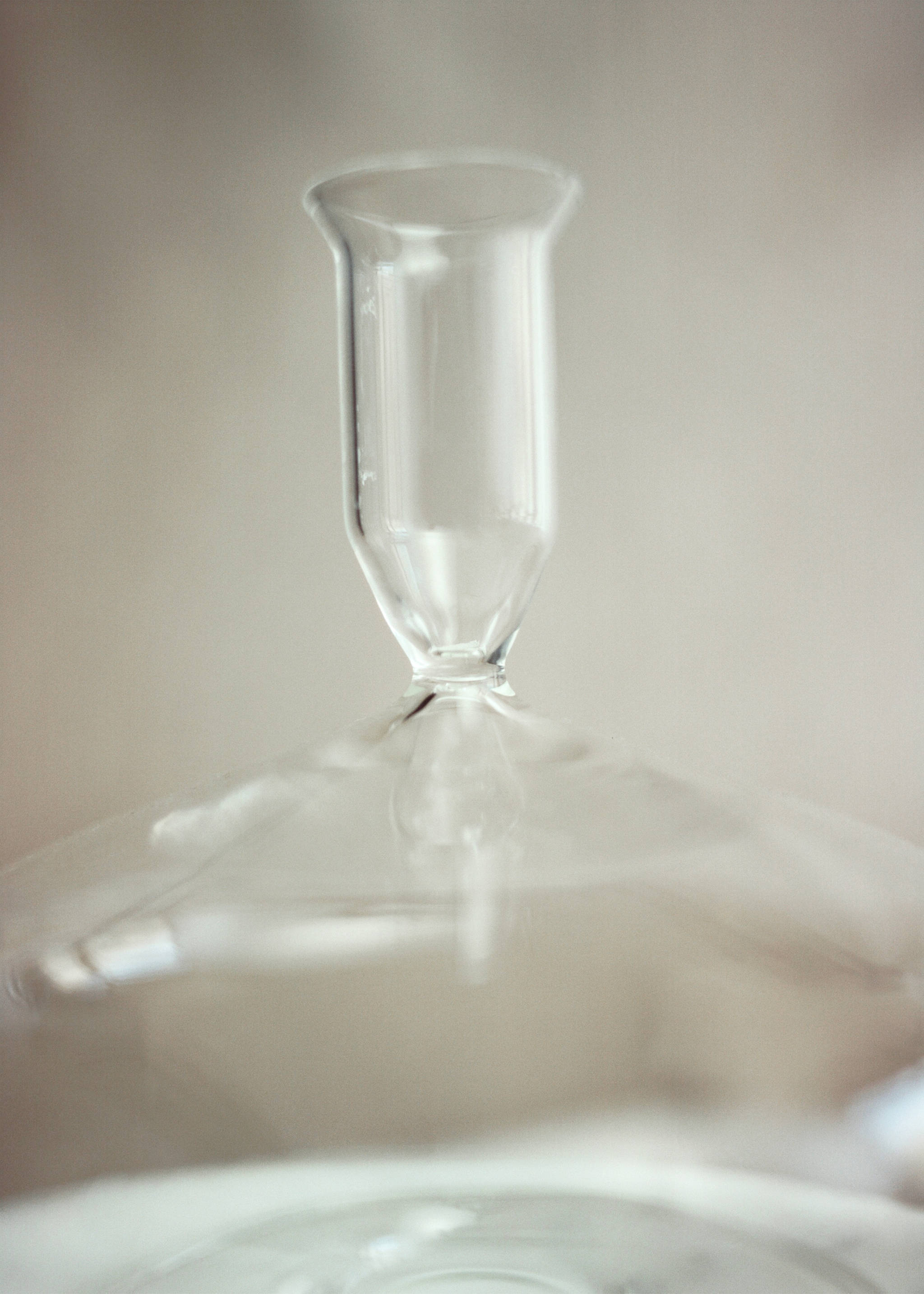 Висок вълнообразен свещник от боросиликатно стъкло - Данни за артикула 6