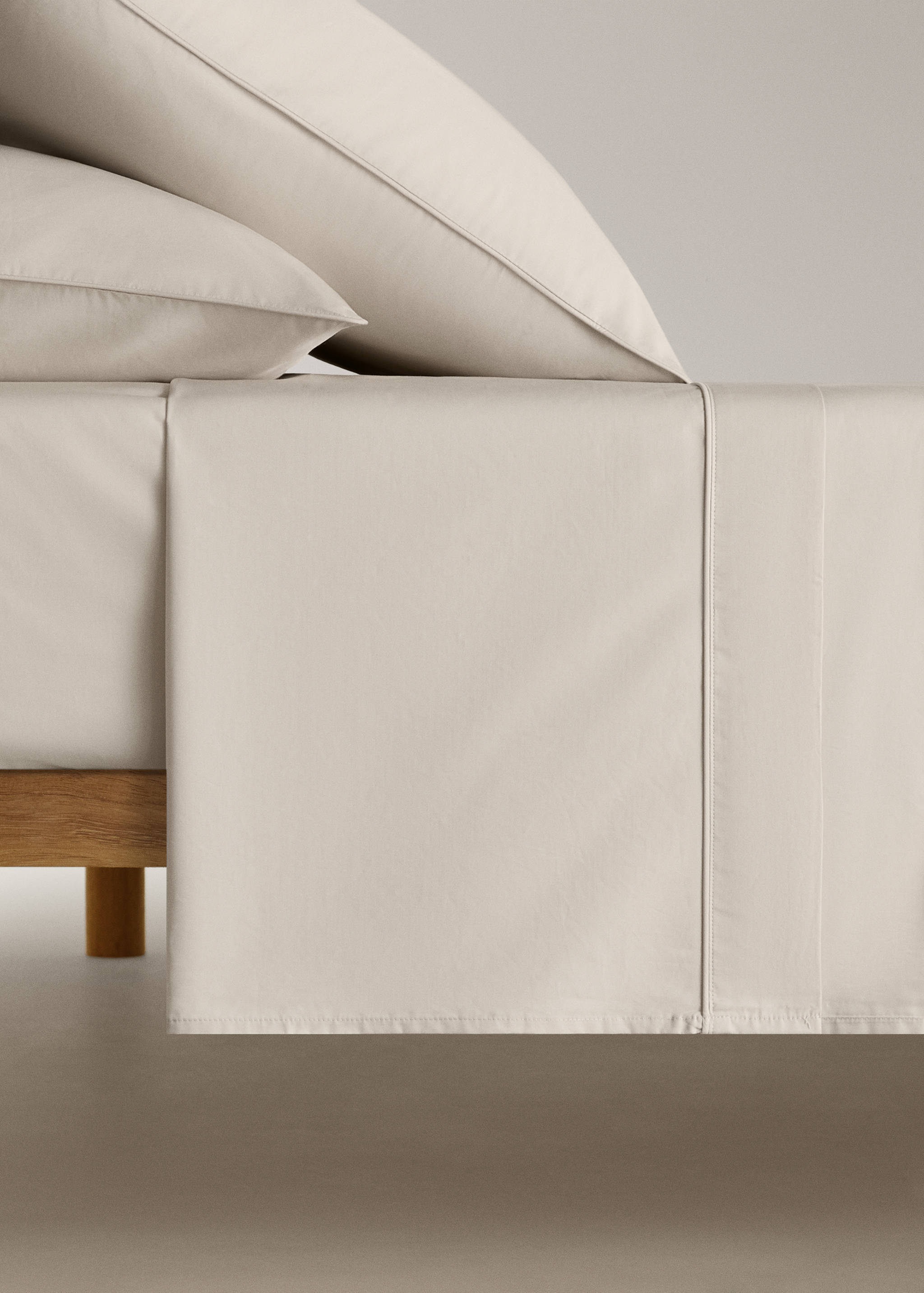 500 threads percale cotton with rounded piping detail flat sheet Single bed - Article without model