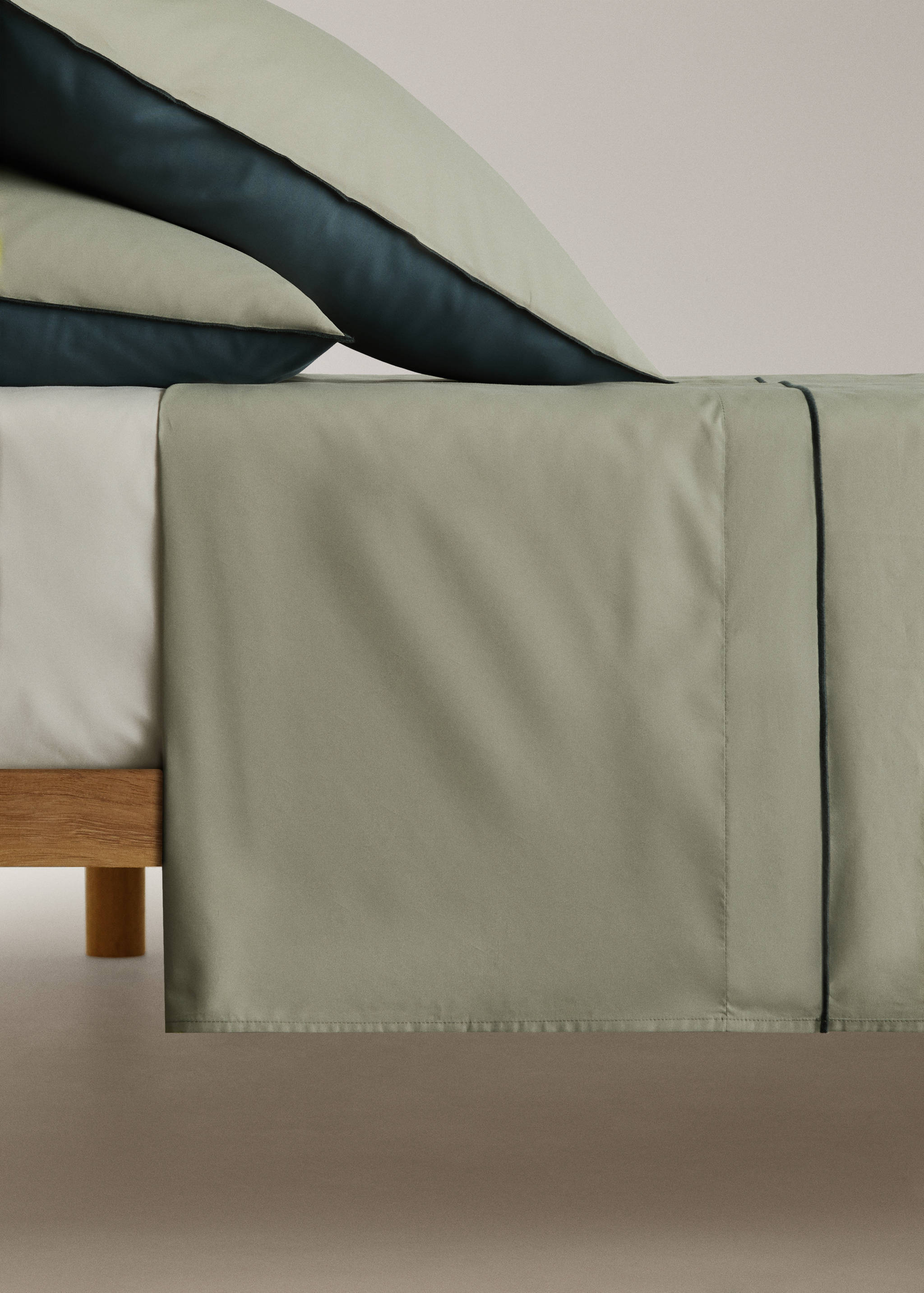 Översta lakan i bomull percale 200 trådar overlock kontrast för säng 135/140 cm - Artikel utan modell
