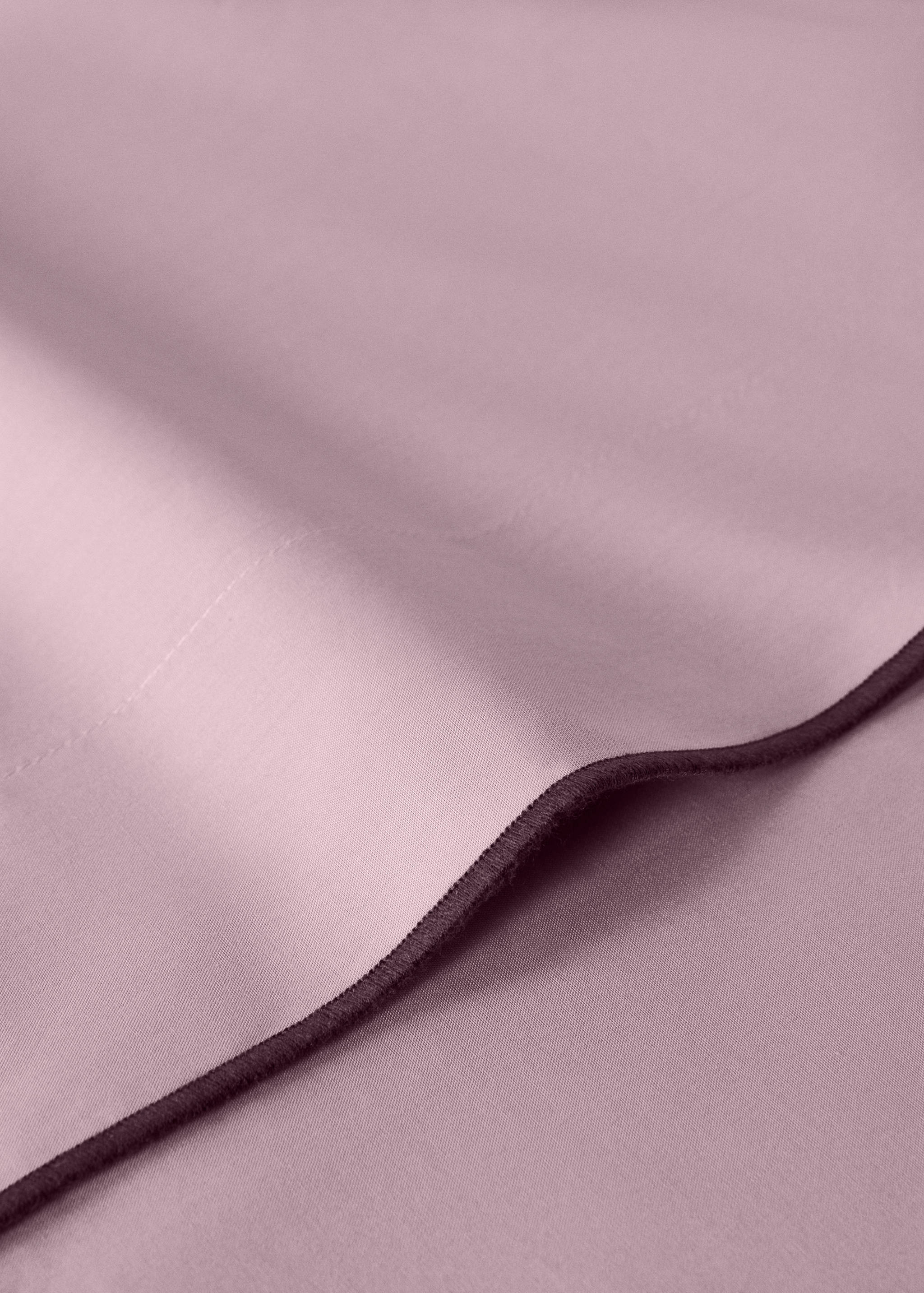 200-thread count percale cotton top sheet with contrasting overlock for 180/200 cm bed - Details of the article 1
