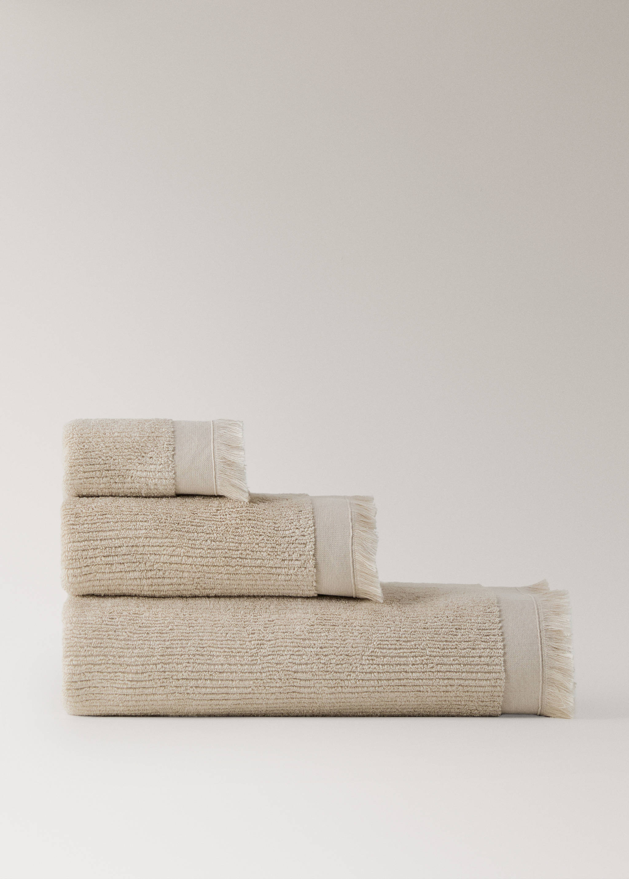 Textured guest towel with fringes - Article without model