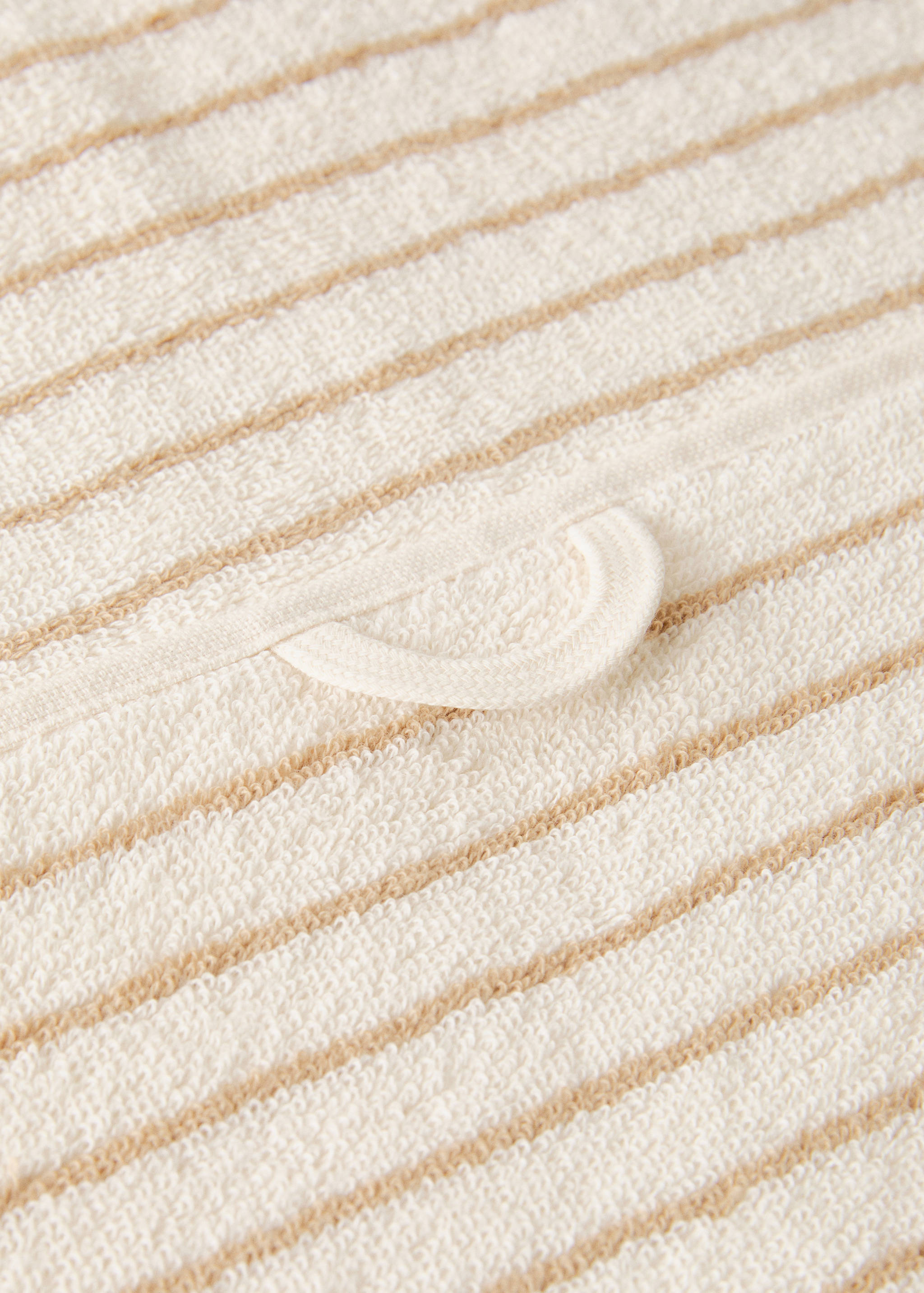 Cotton towel with two-tone stripes - Details of the article 3