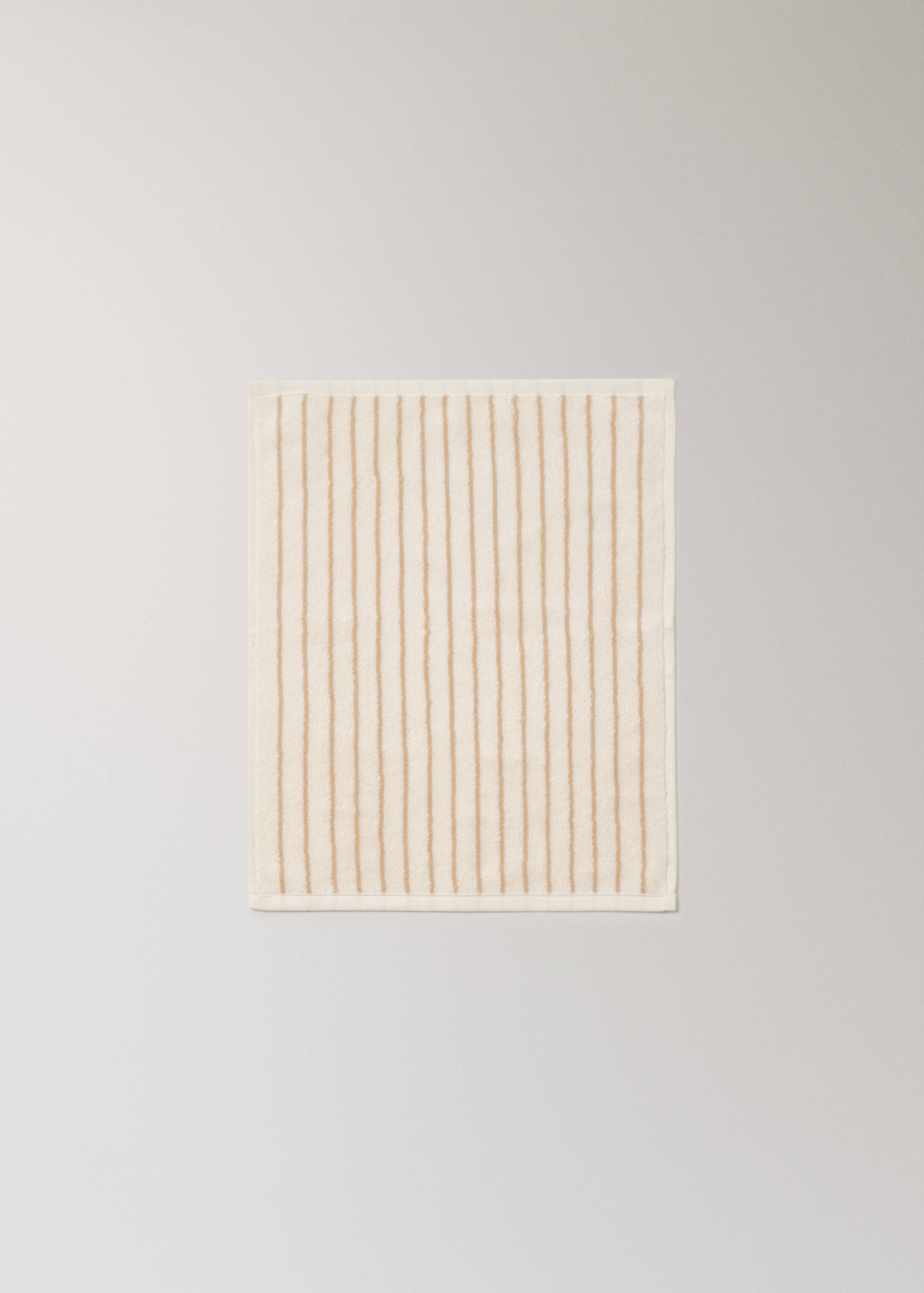 Cotton towel with two-tone stripes - Details of the article 4