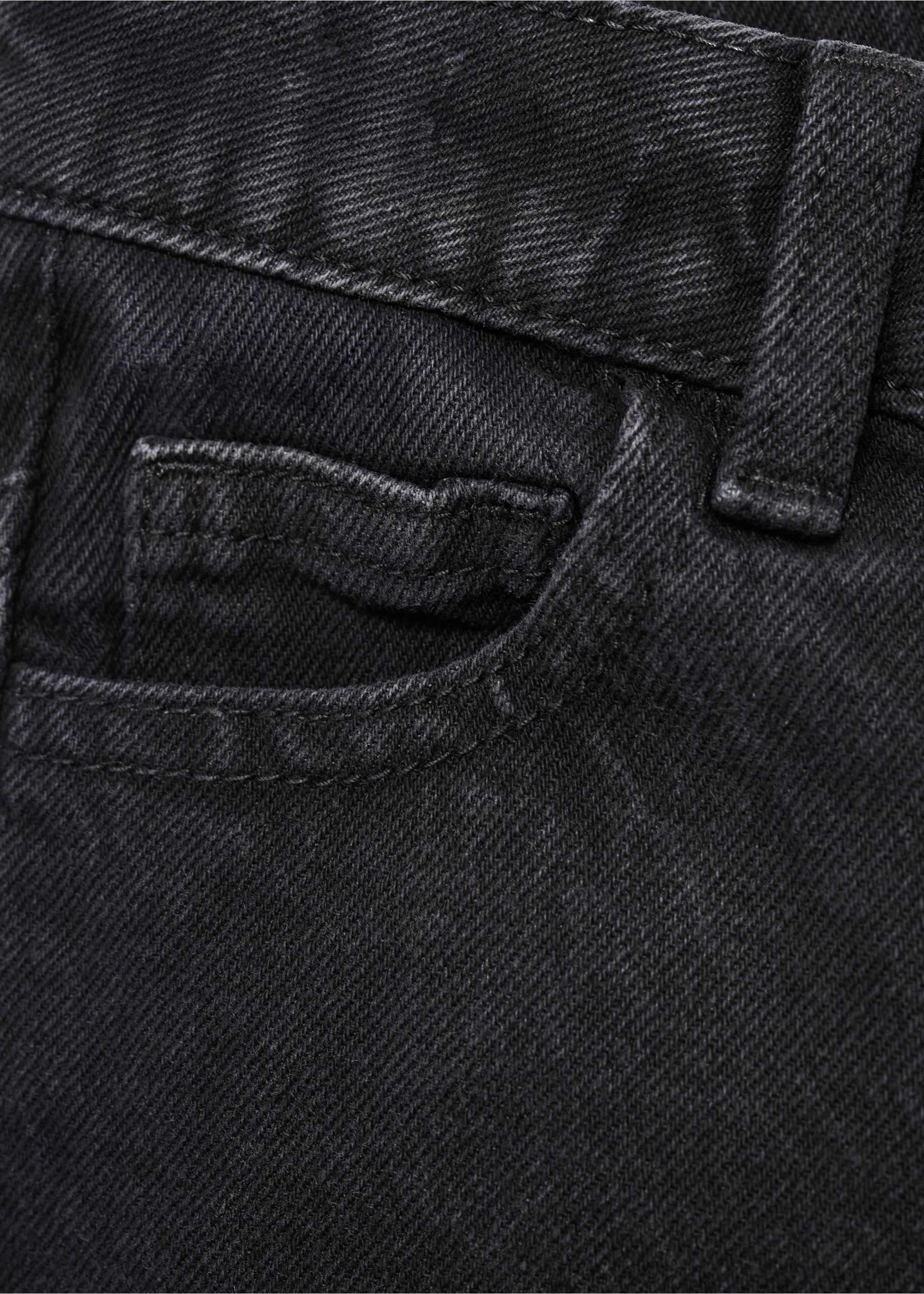 Regular-fit jeans - Details of the article 0, Black denim. Ref: 17032030-00.