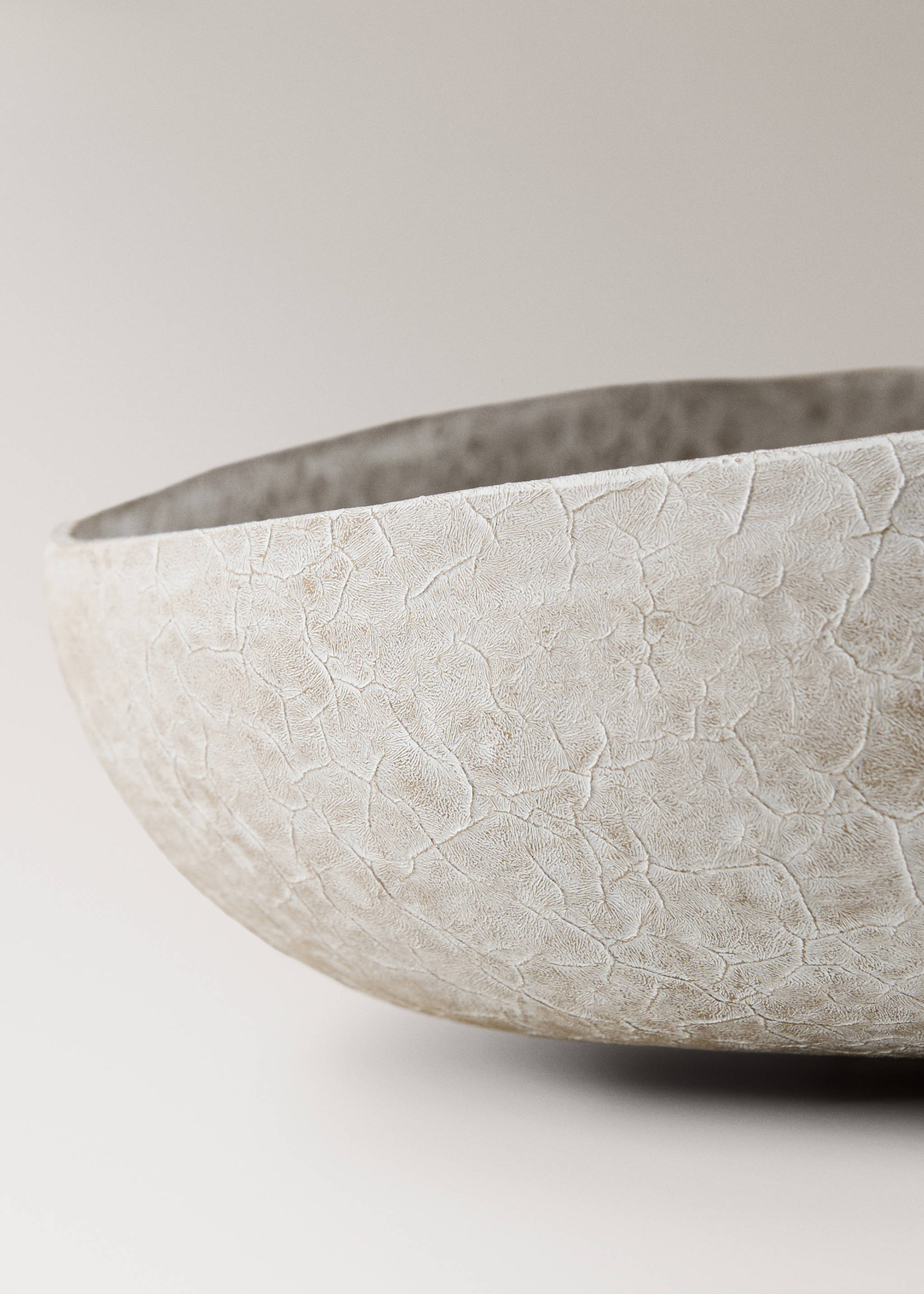 Kleine decoratieve metalen kom met textuur - Detail van het artikel 2