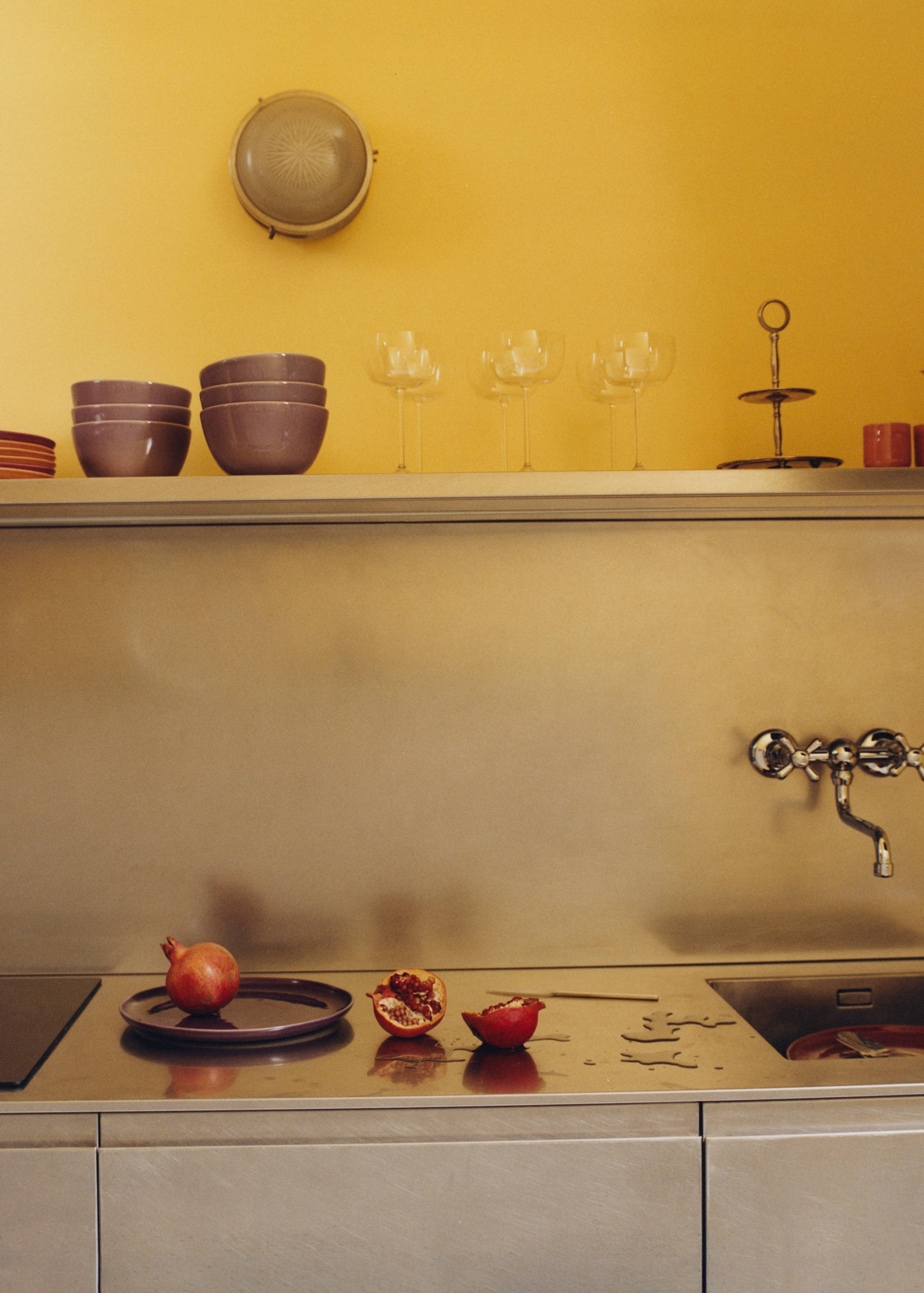 Plain stoneware bowl - Details of the article 6