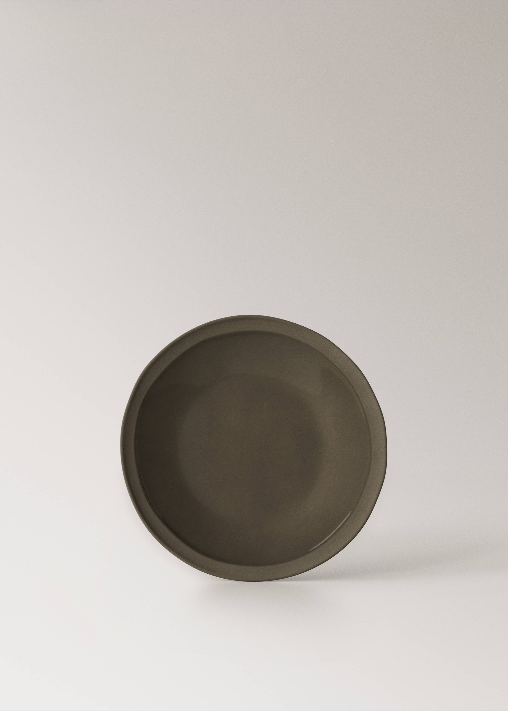 Recycled stoneware dessert plate - Article without model, Medium Brown. Ref: 17032036-00.