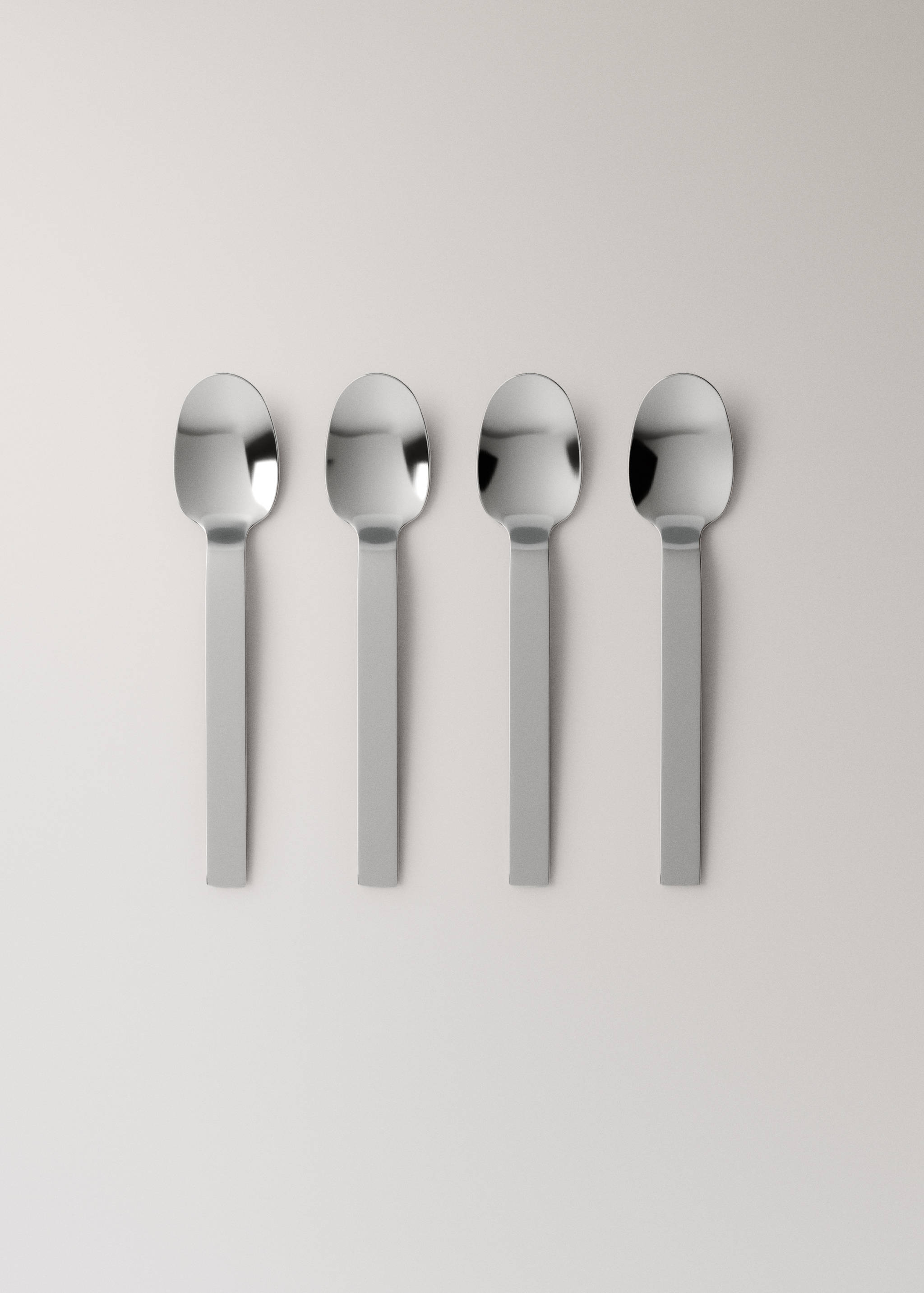 Set of 4 stainless steel dessert spoons - Article without model