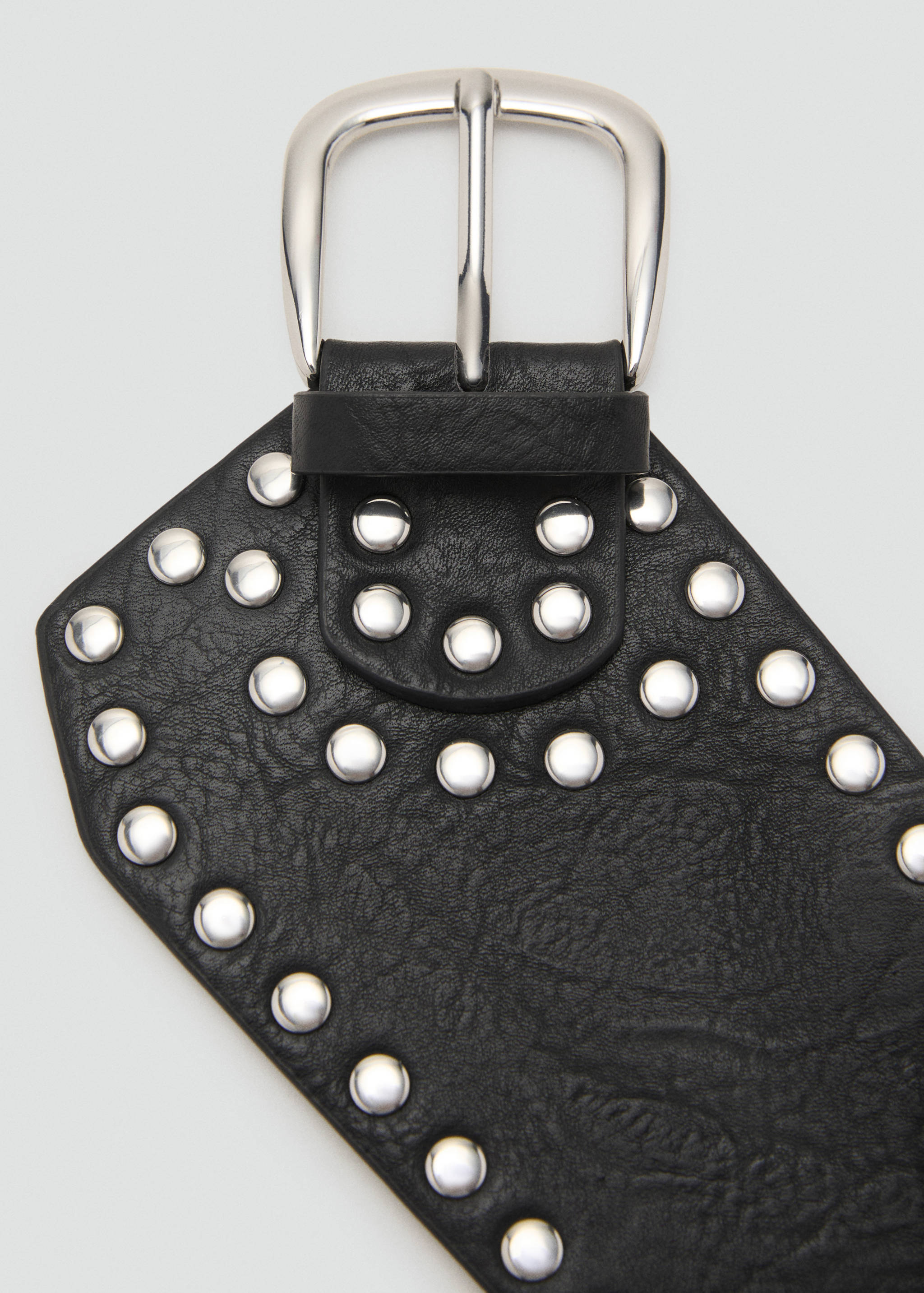 Studded sash belt - Details of the article 2