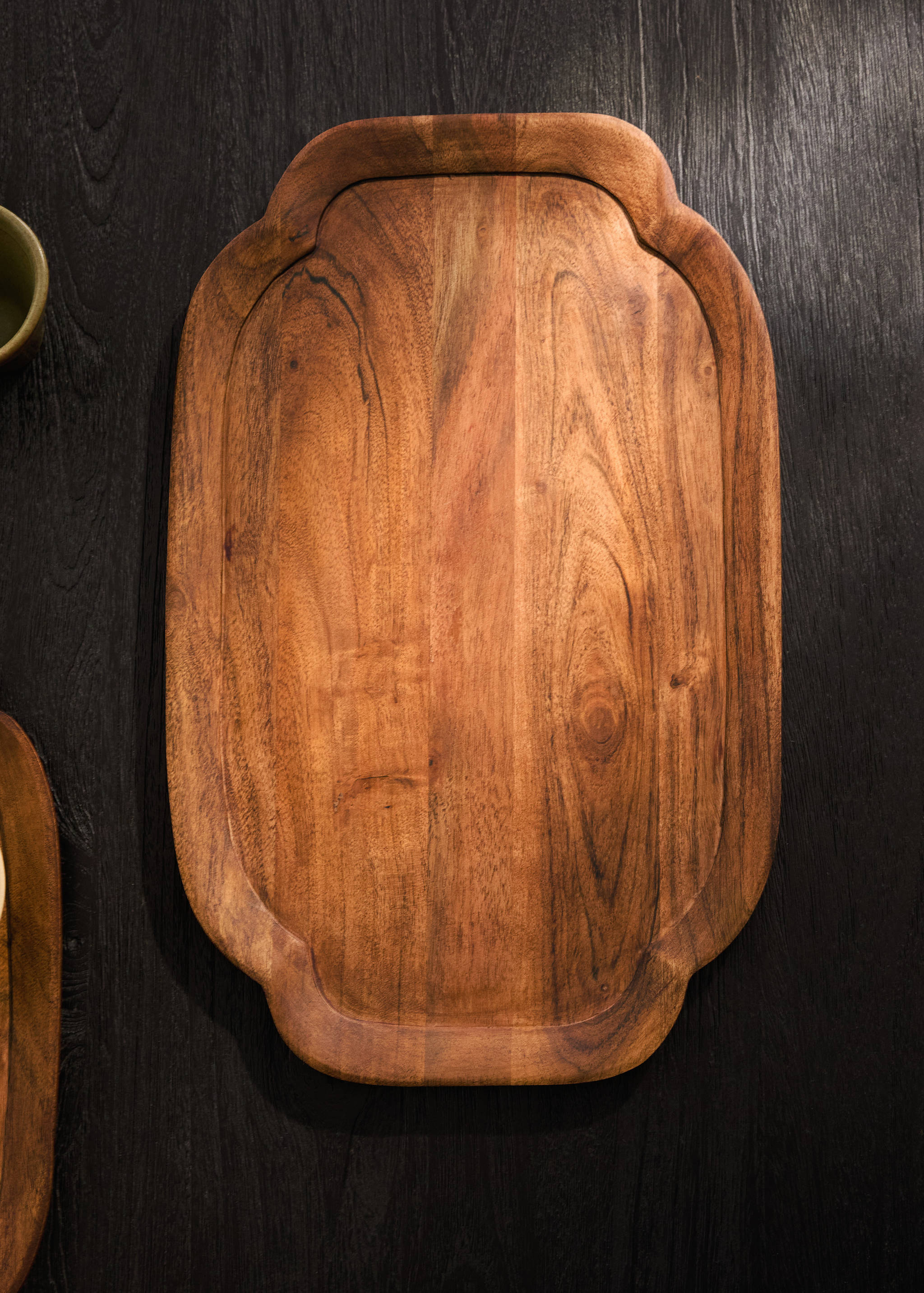 Large rectangular wooden decorative tray - General plane