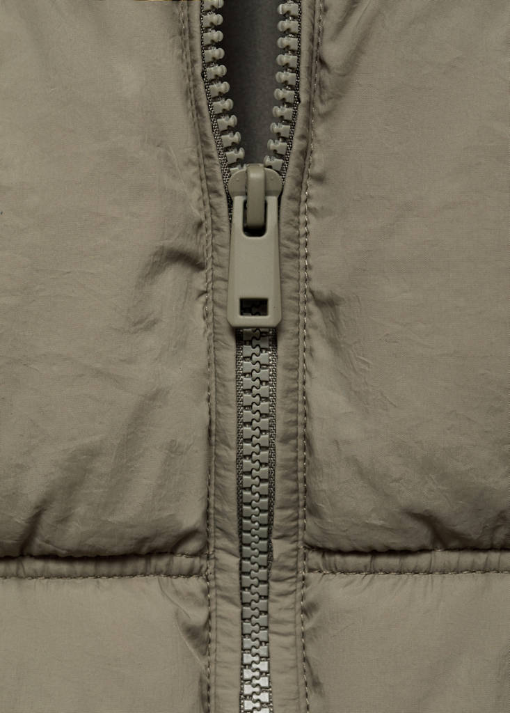 Quilted gilet with hood — Khaki