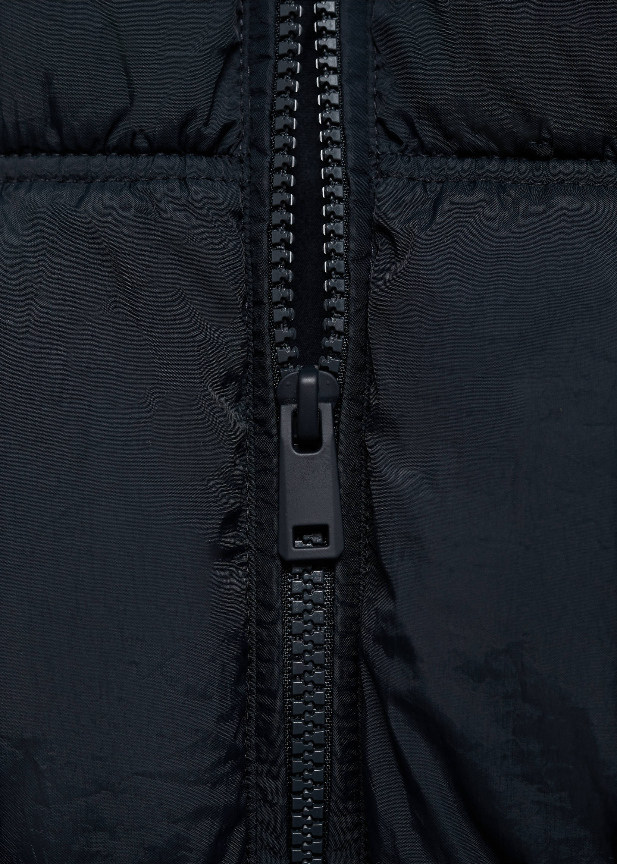 连帽绗缝马甲 - null, 深海军蓝. Ref: 17032896-00.