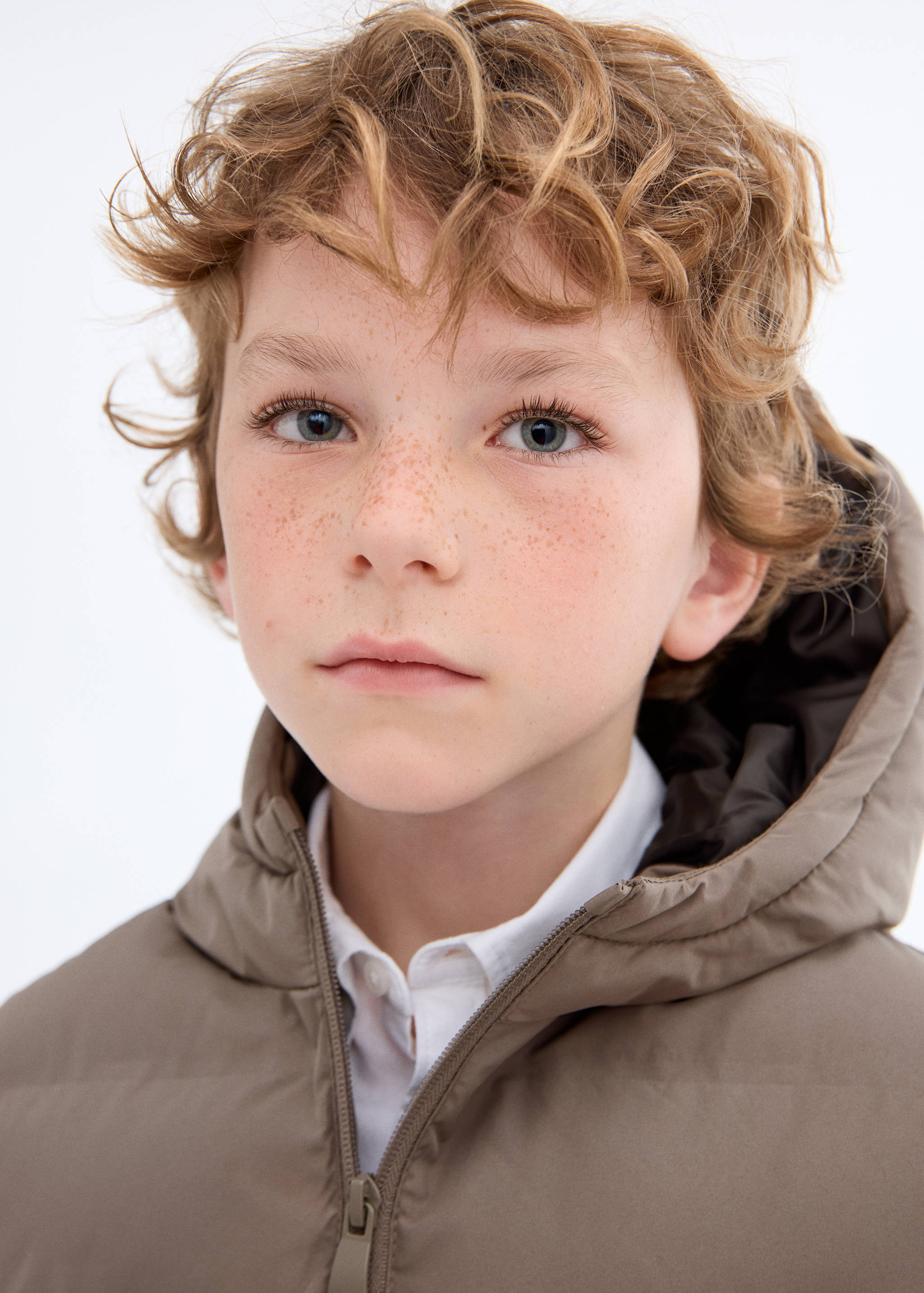 Quilted gilet with hood - Details of the article 1