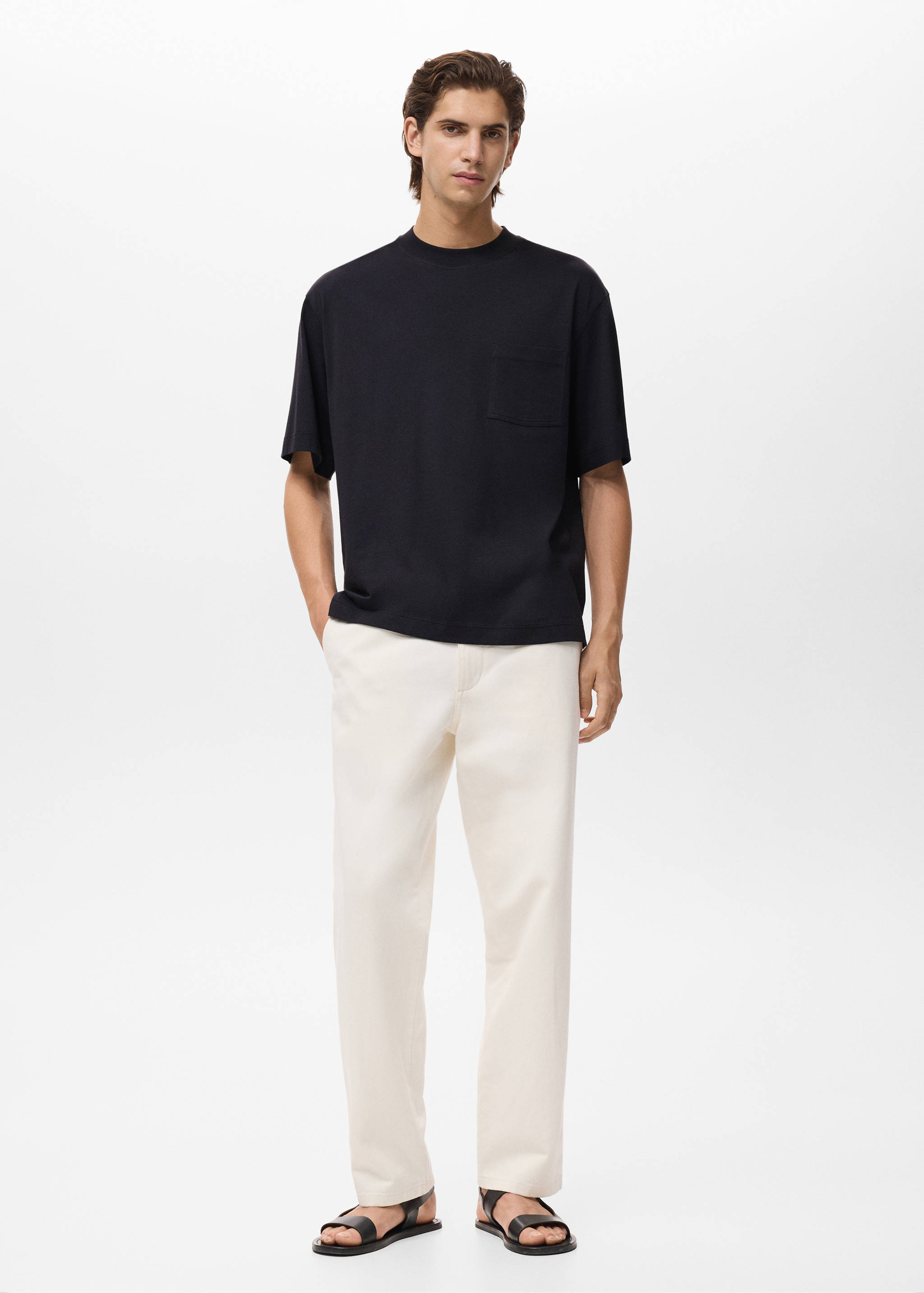 T-shirt 100% katun boxy fit berkantong - Tampilan Umum