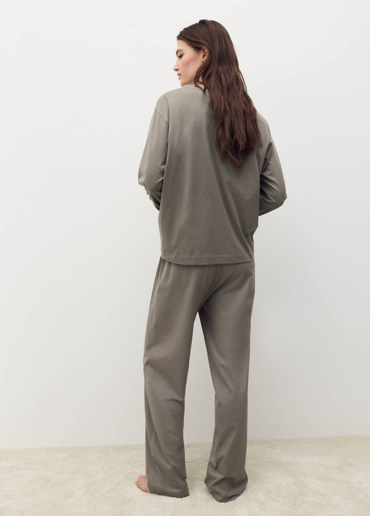 Two-piece plain cotton pyjamas — Medium Brown
